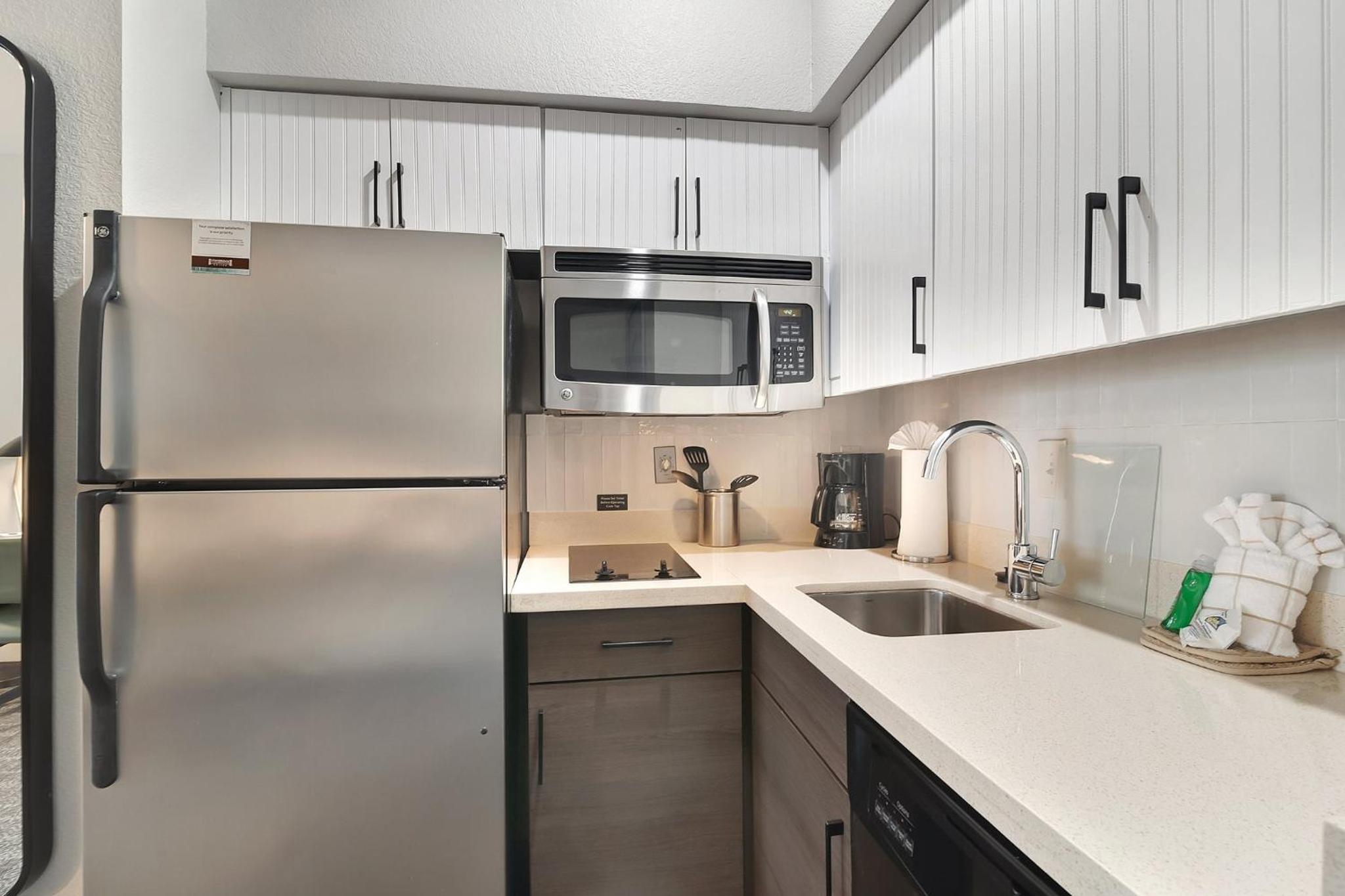 King Studio Suite photo 3