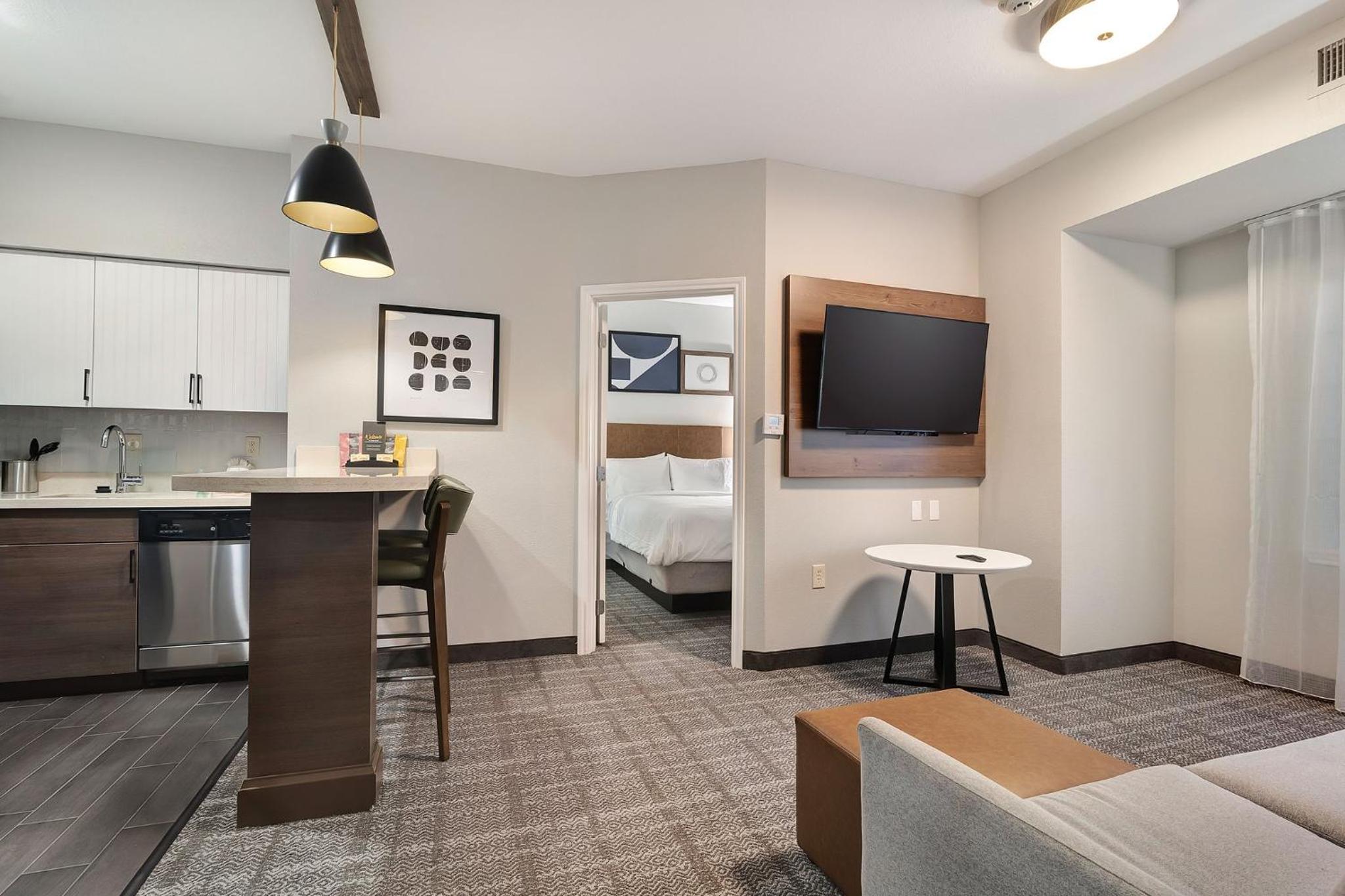 Two-Bedroom Suite photo 2