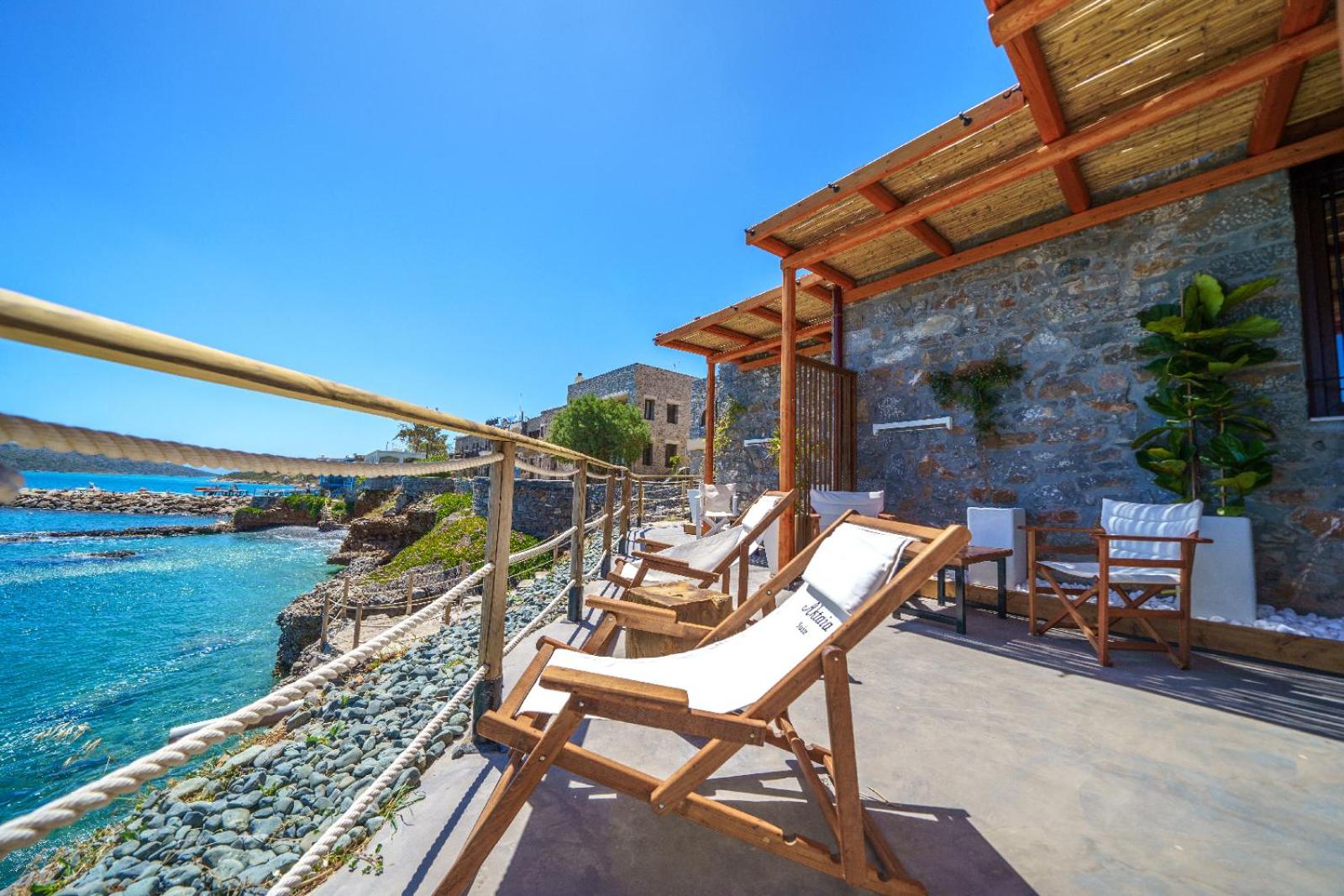 Pasithea Suite with Sea View photo 3