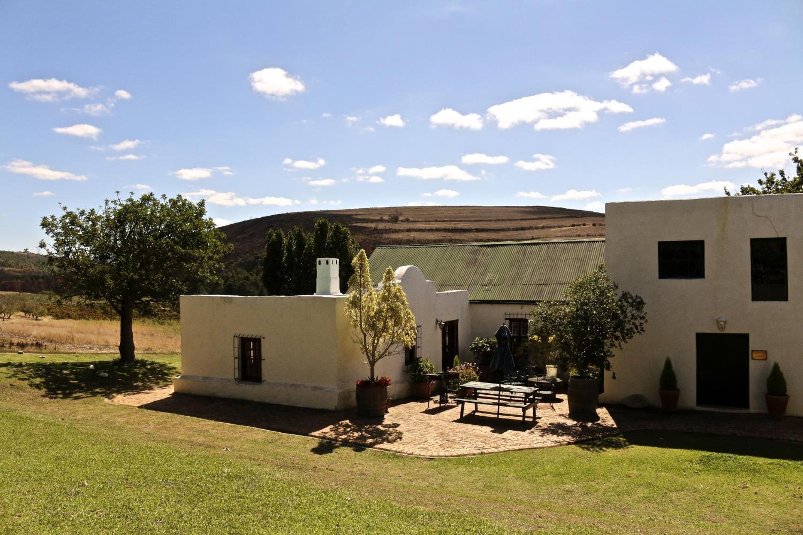  Two-Bedroom Cottage - Photo 12
