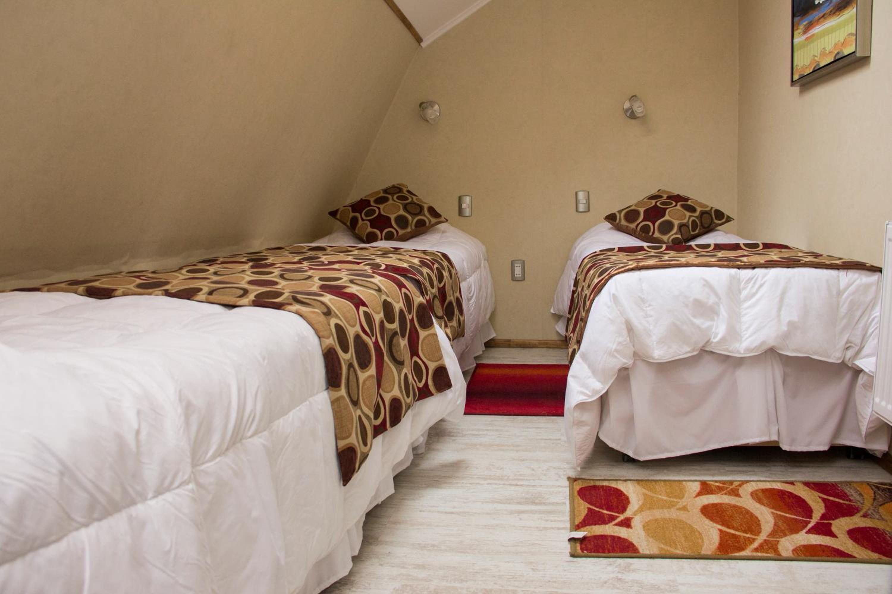 Triple Room with Private Bathroom photo 2
