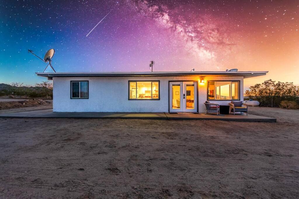 Four-Bedroom House photo 2