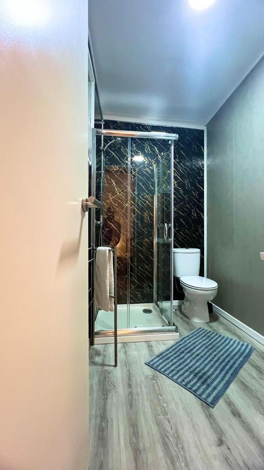 Standard Suite - Interior View - Photo 14