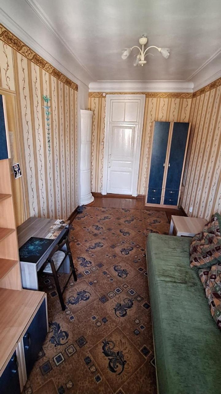 One-Bedroom House photo 1