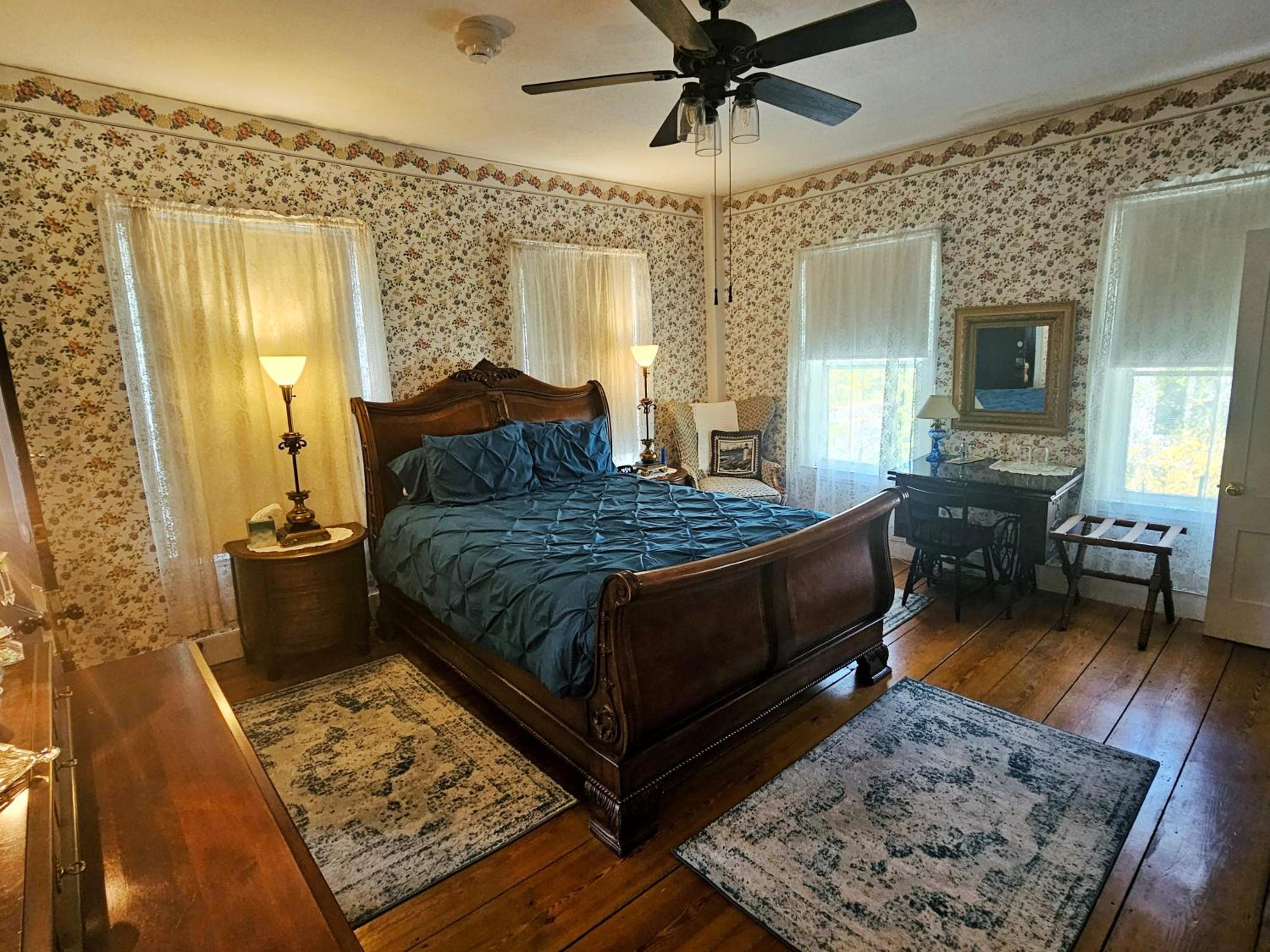 Double Room with Private Bathroom photo 3