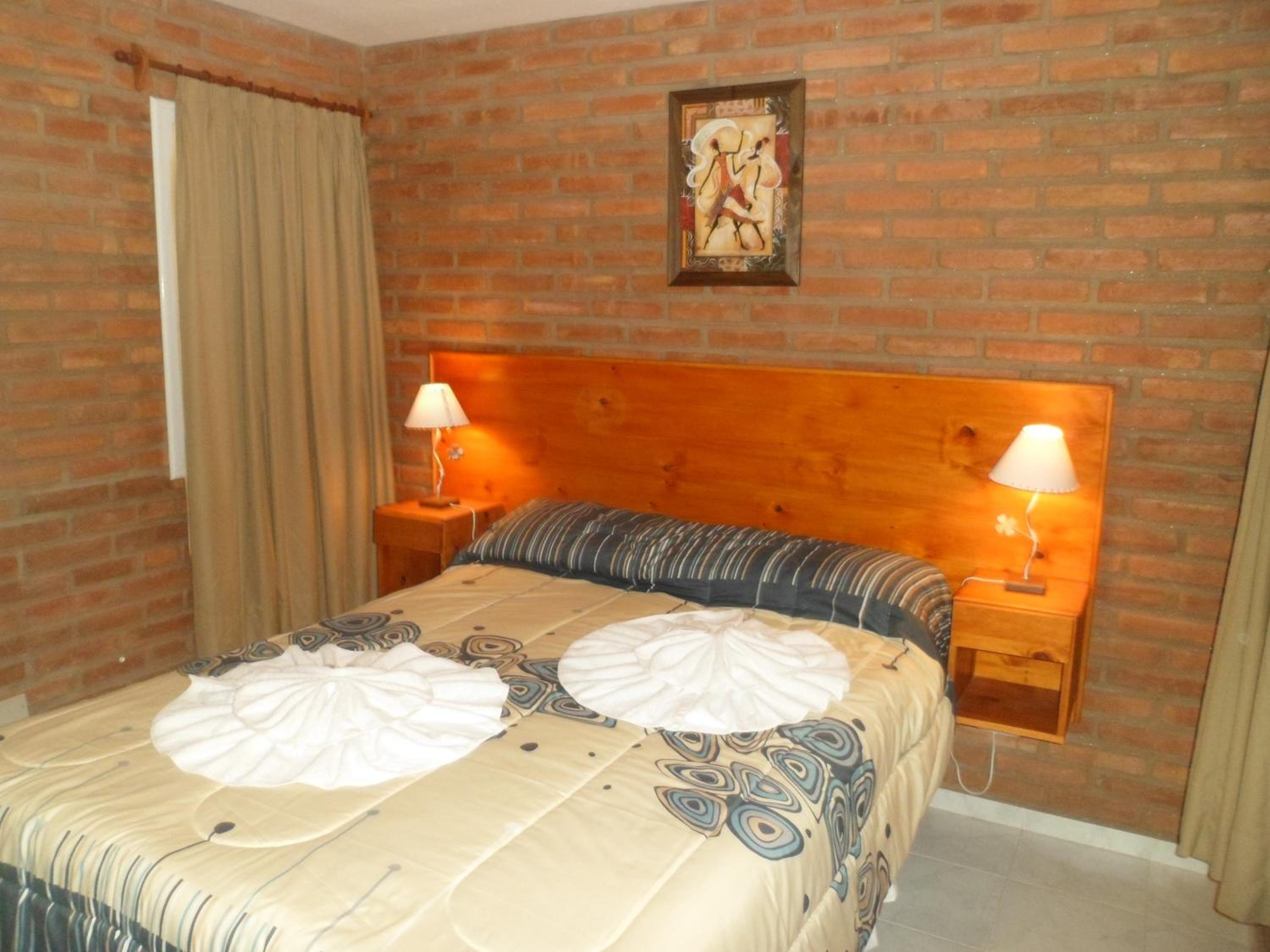 One-Bedroom Deluxe Apartment photo 2