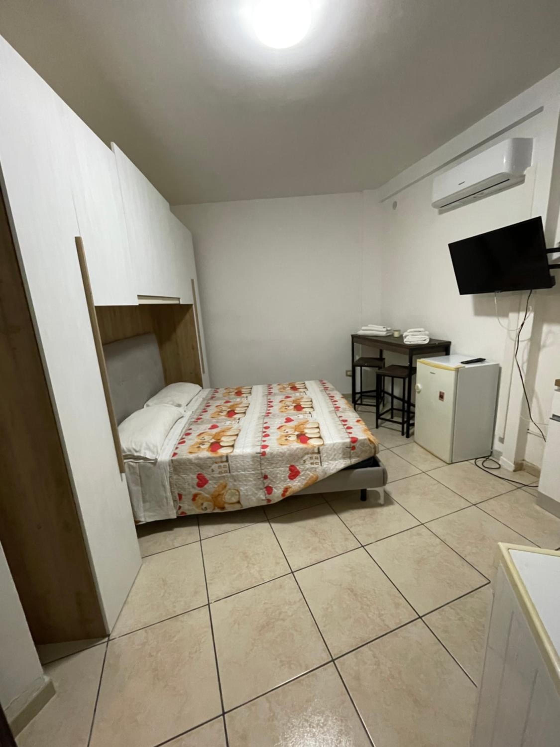 One-Bedroom House