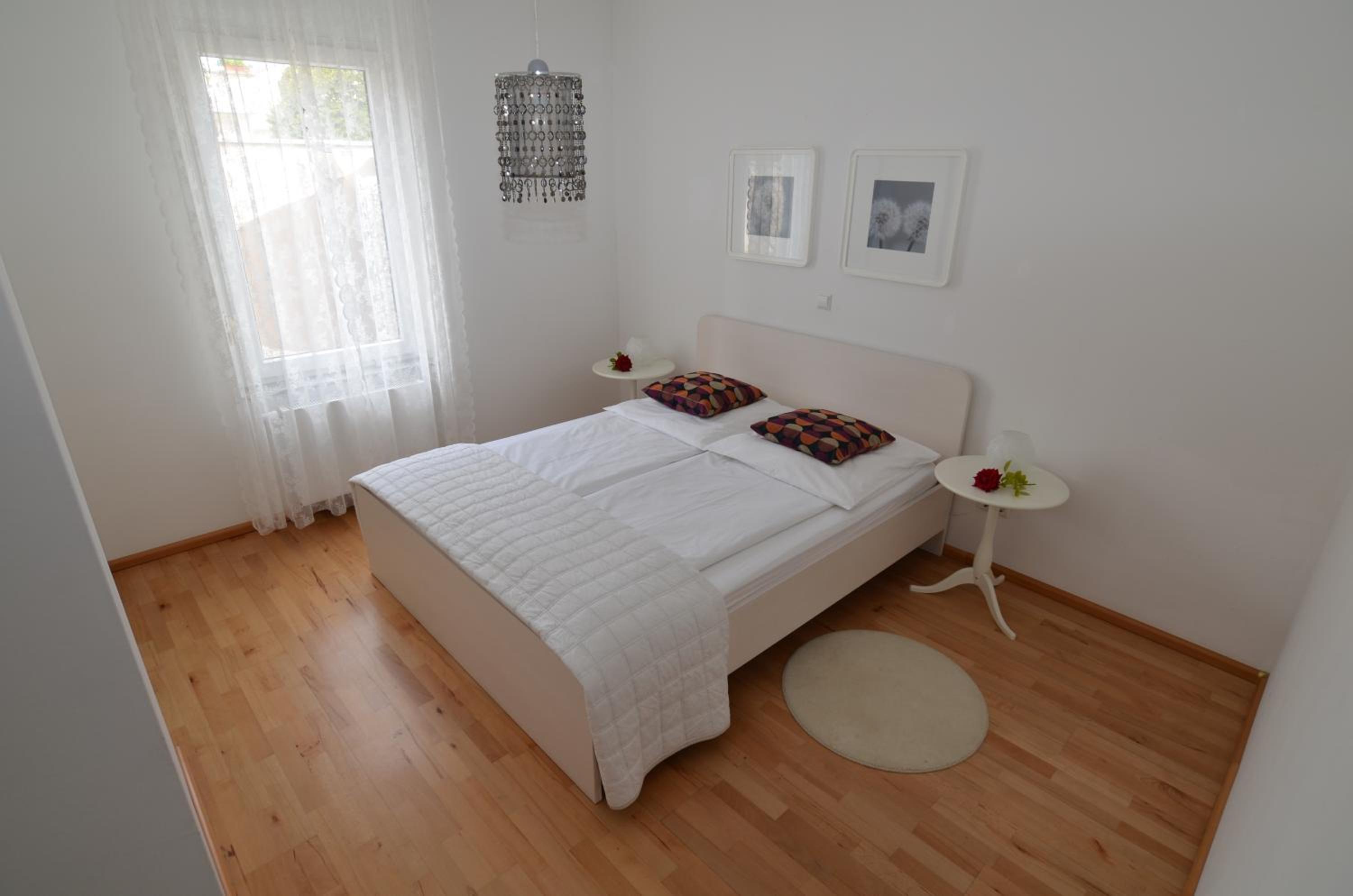Deluxe Two-Bedroom Apartment With Terrace photo 2