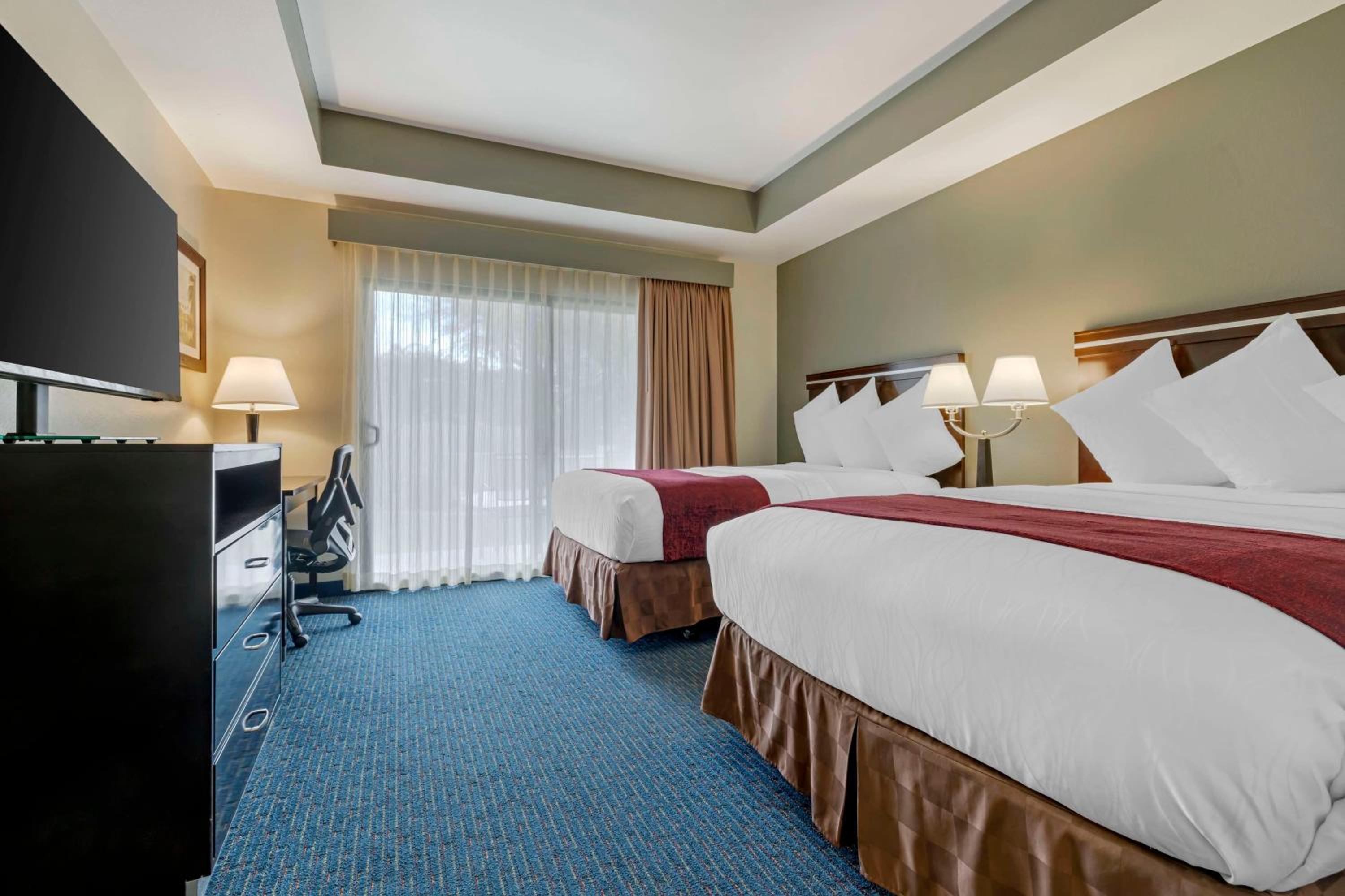 Double Suite - Non-Smoking - Photo 2
