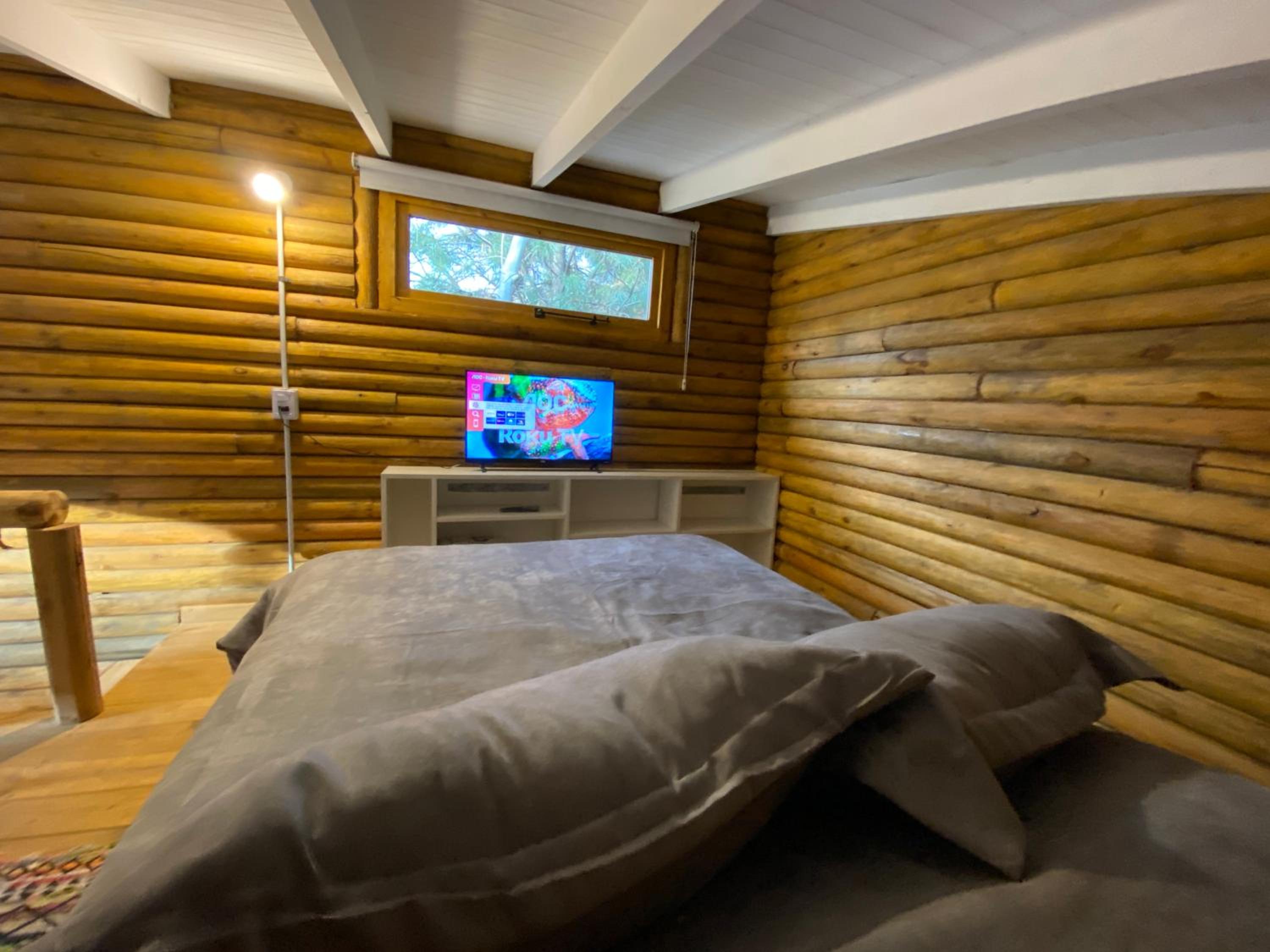 One-Bedroom House photo 1
