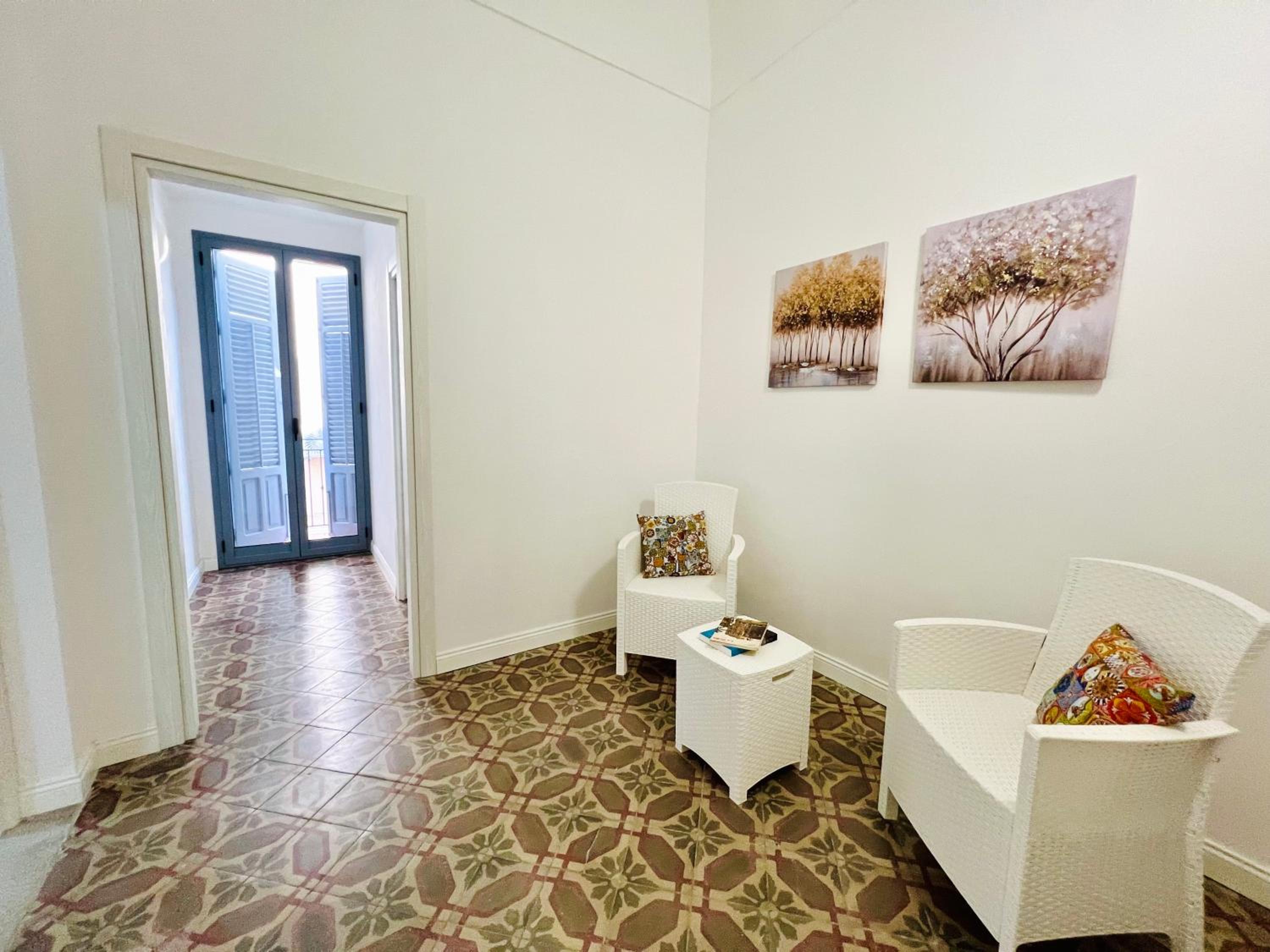 Quadruple Room with Private Bathroom photo 2