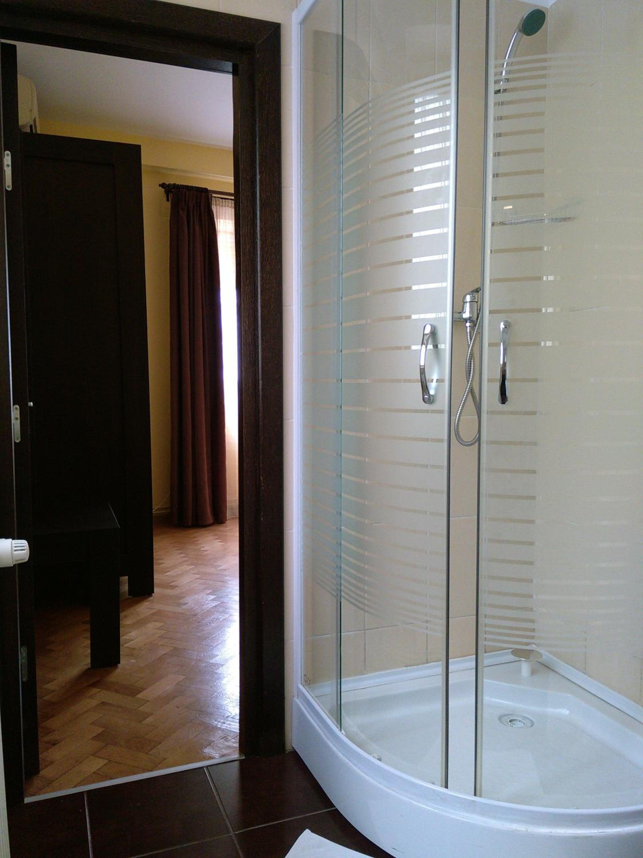Double or Twin Room - Photo 18