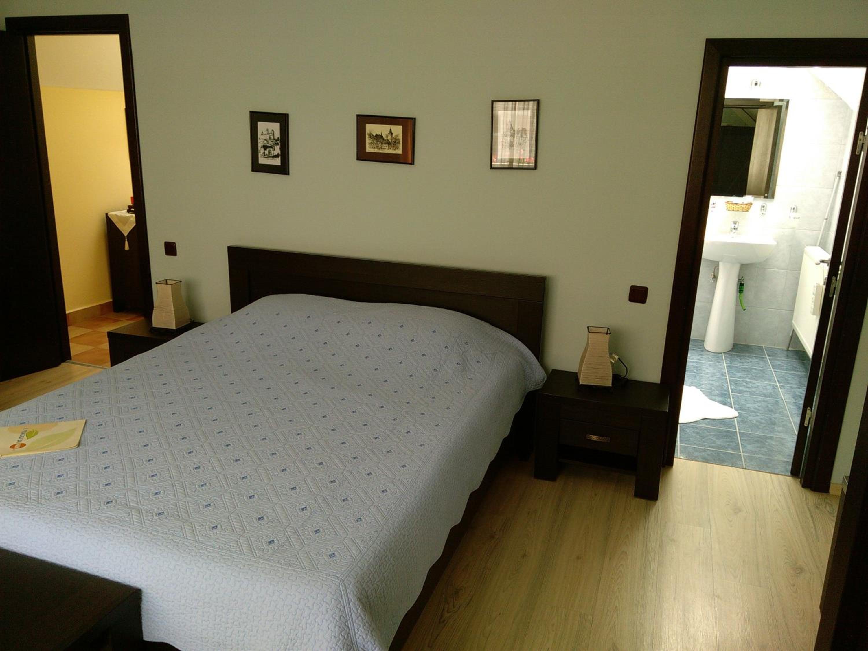 Triple Room - Photo 2