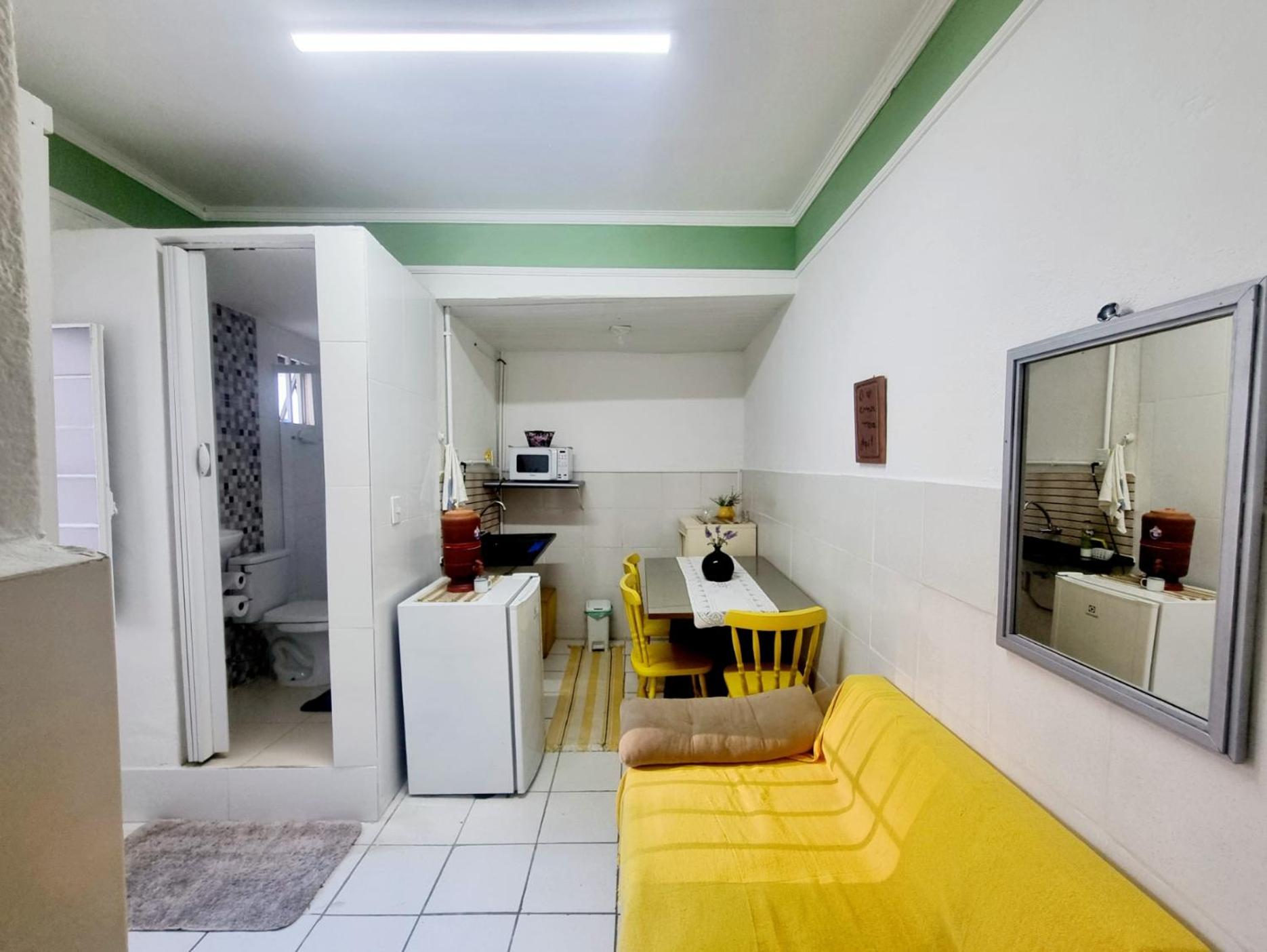 Twin Room with Private Bathroom - Photo 4