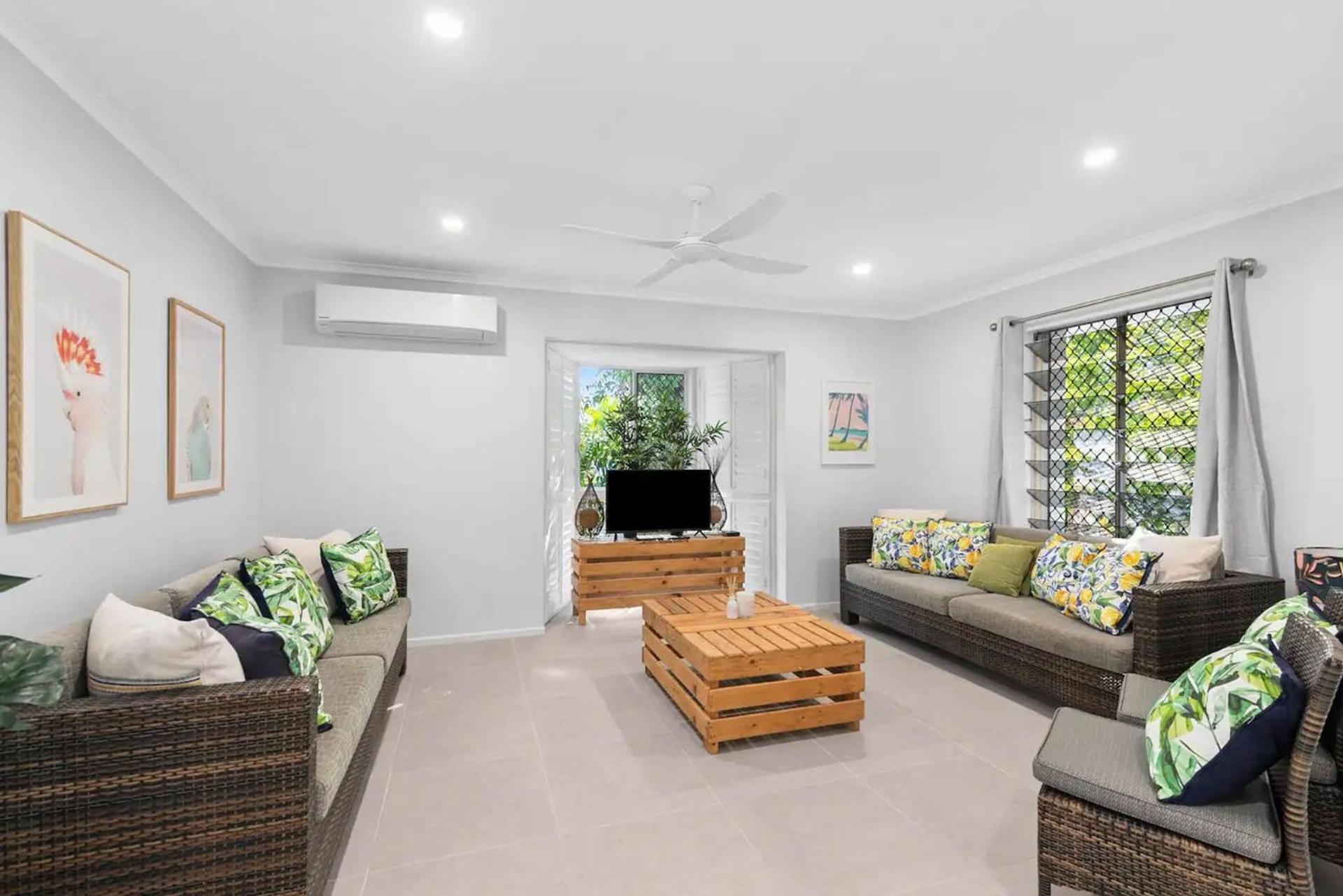 Four-Bedroom House photo 1
