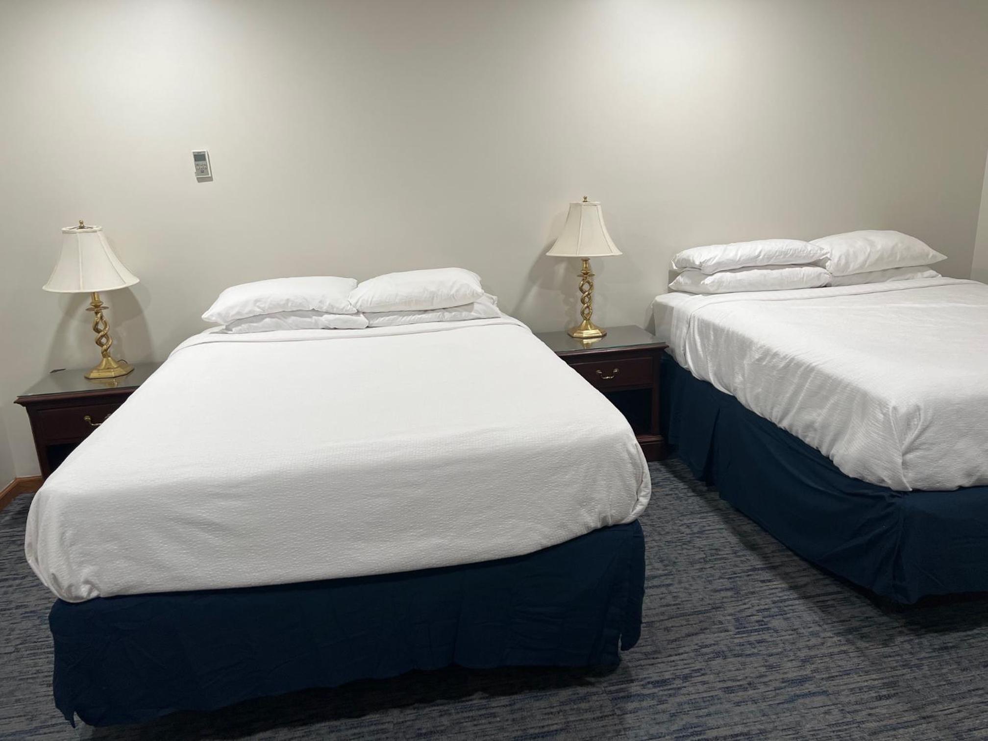 Deluxe Double Room with Shower photo 3