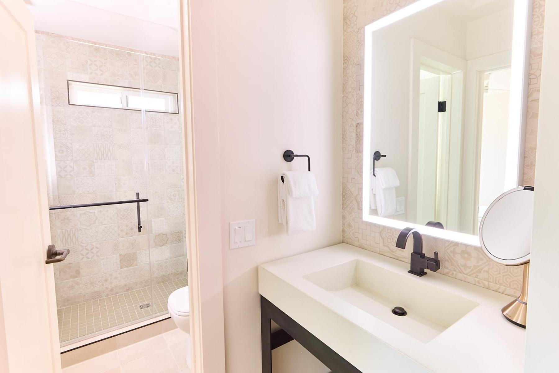 Peaceful Two Bedroom Family Suite photo 2