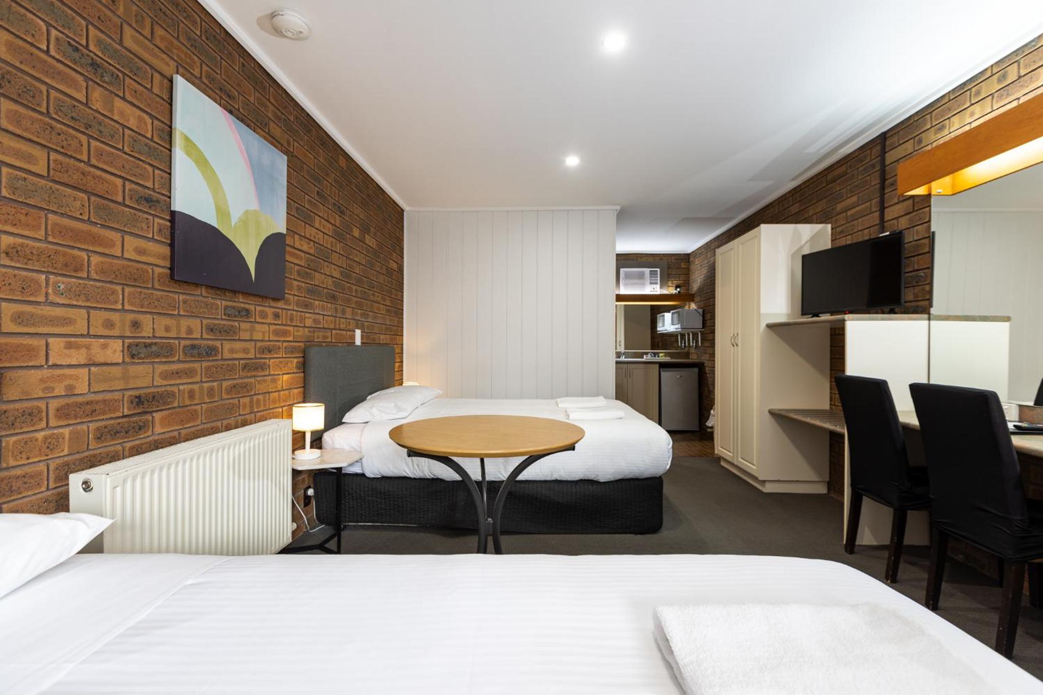 Queen Twin Room - Photo 1