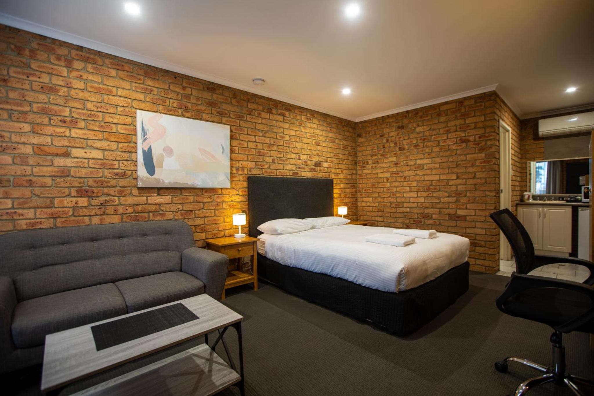Queen Room - Photo 1