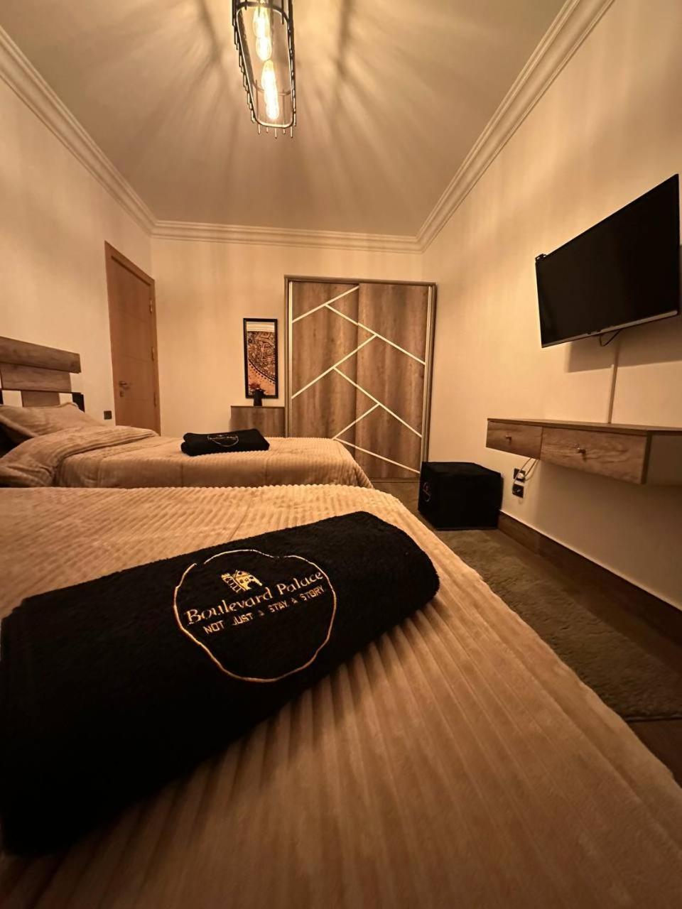 Double Room with Shared Bathroom photo 1