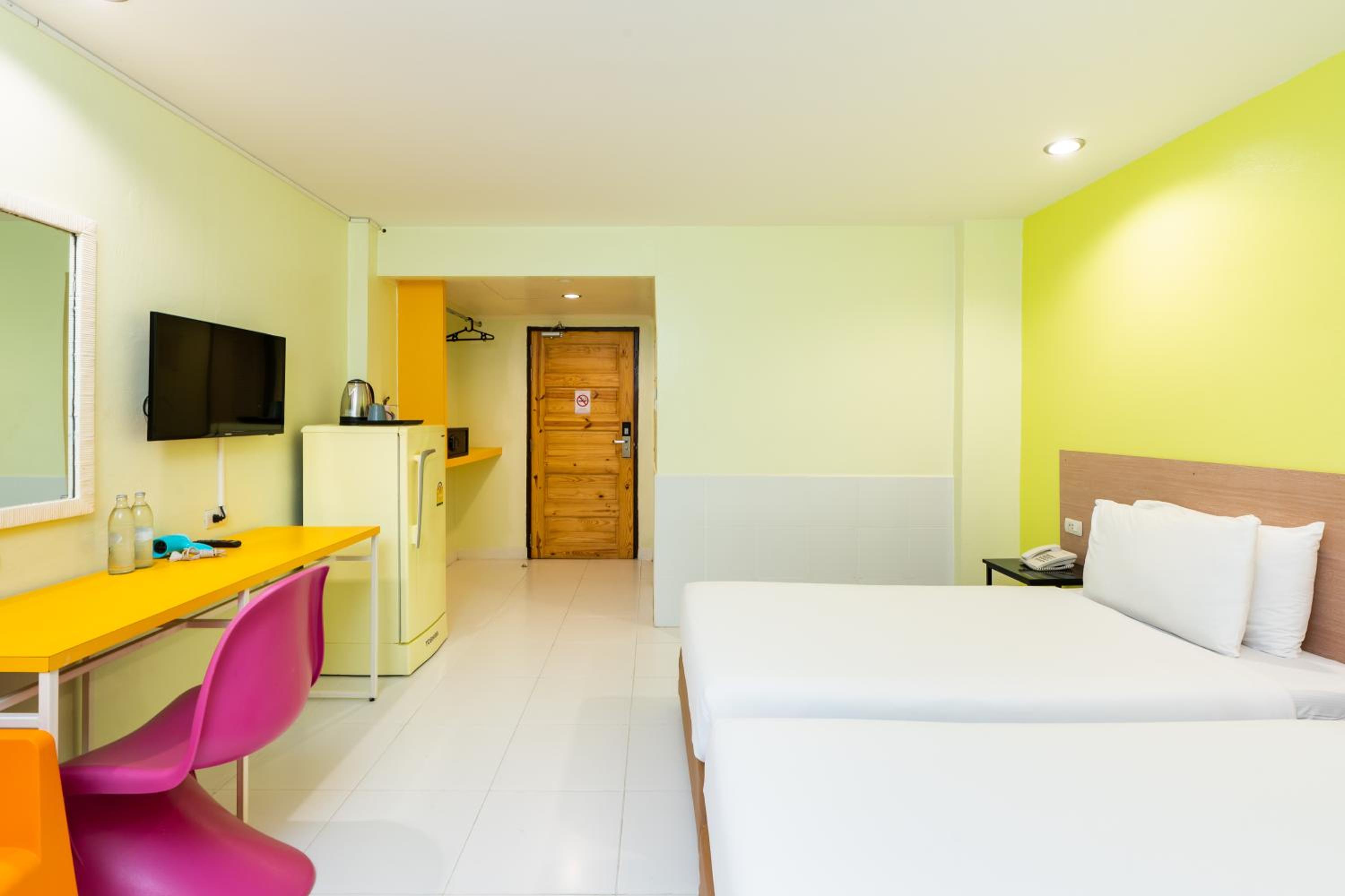 Standard Double or Twin Room - No Window - Photo 3