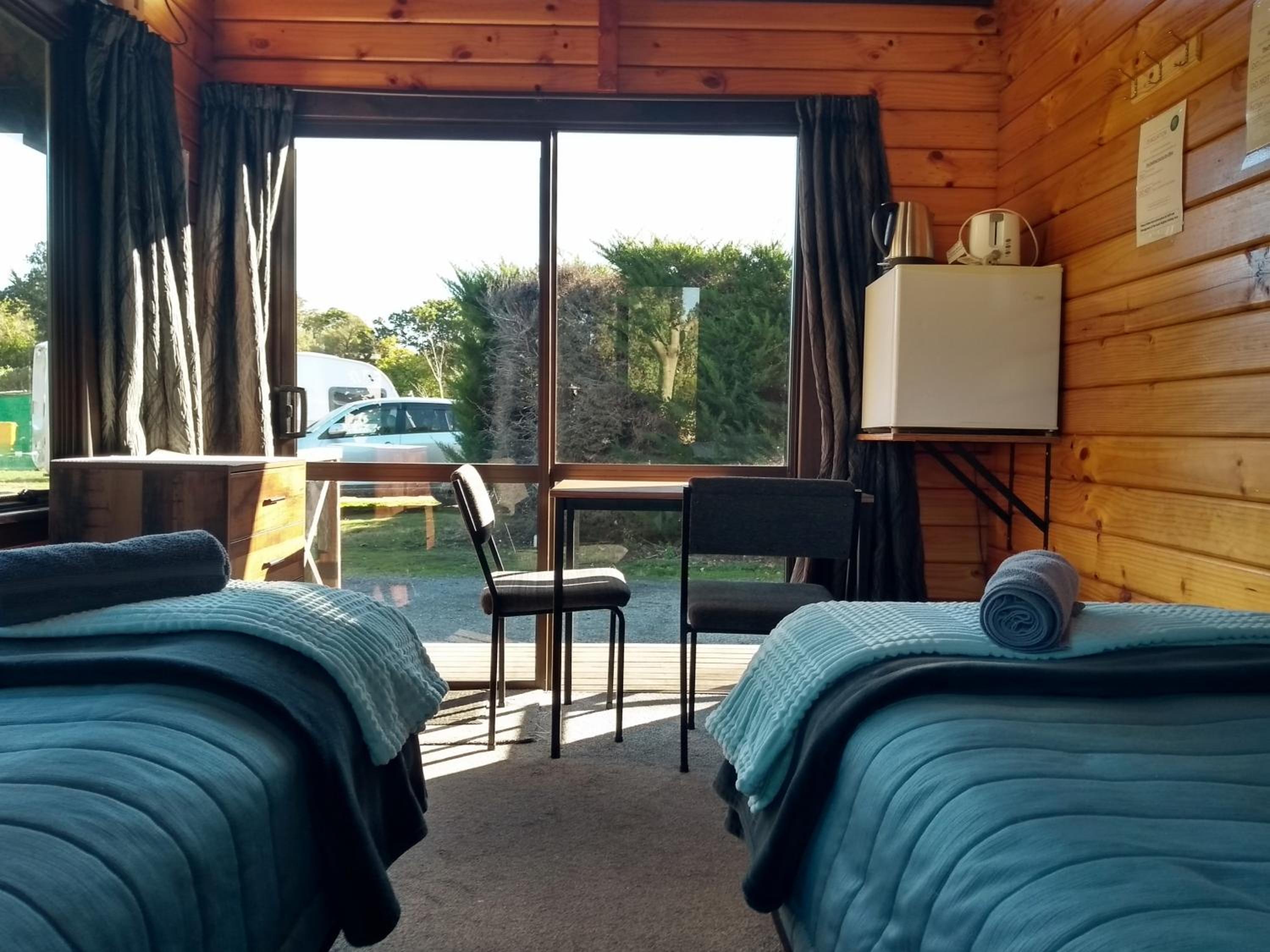 Standard Twin Room photo 2