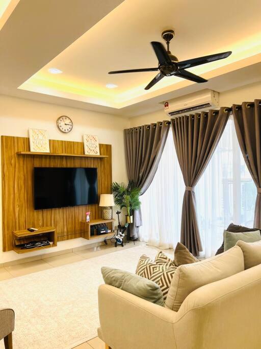 One-Bedroom House photo 1