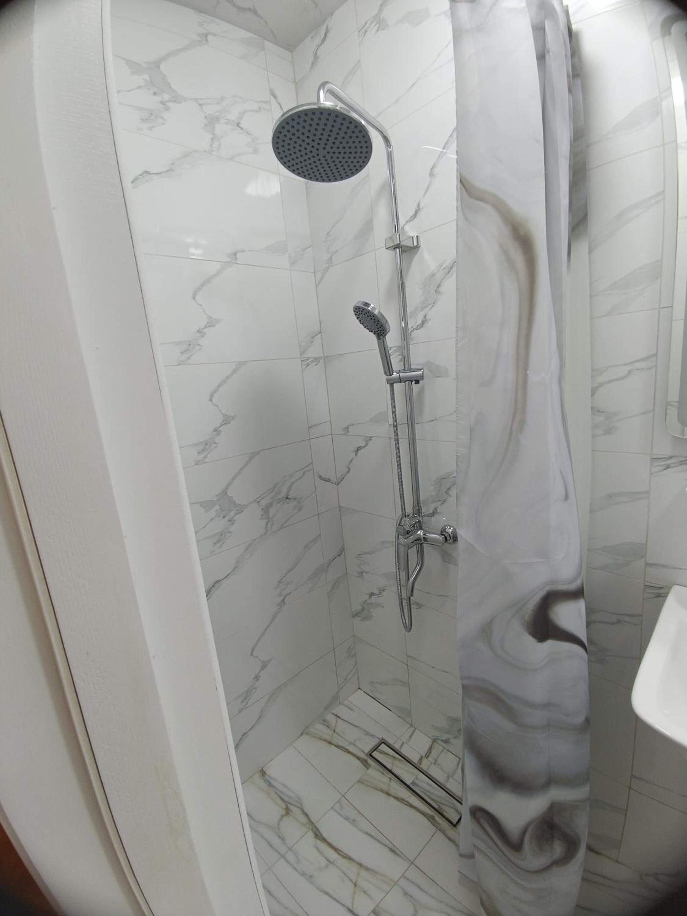 Large Double Room photo 3