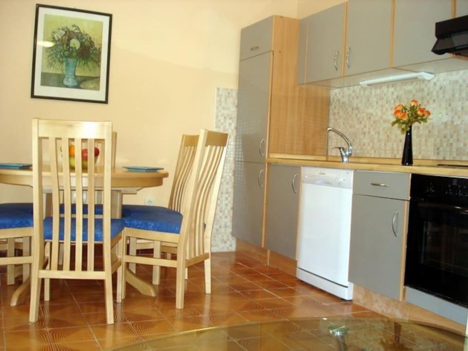 Two-Bedroom Apartment photo 2