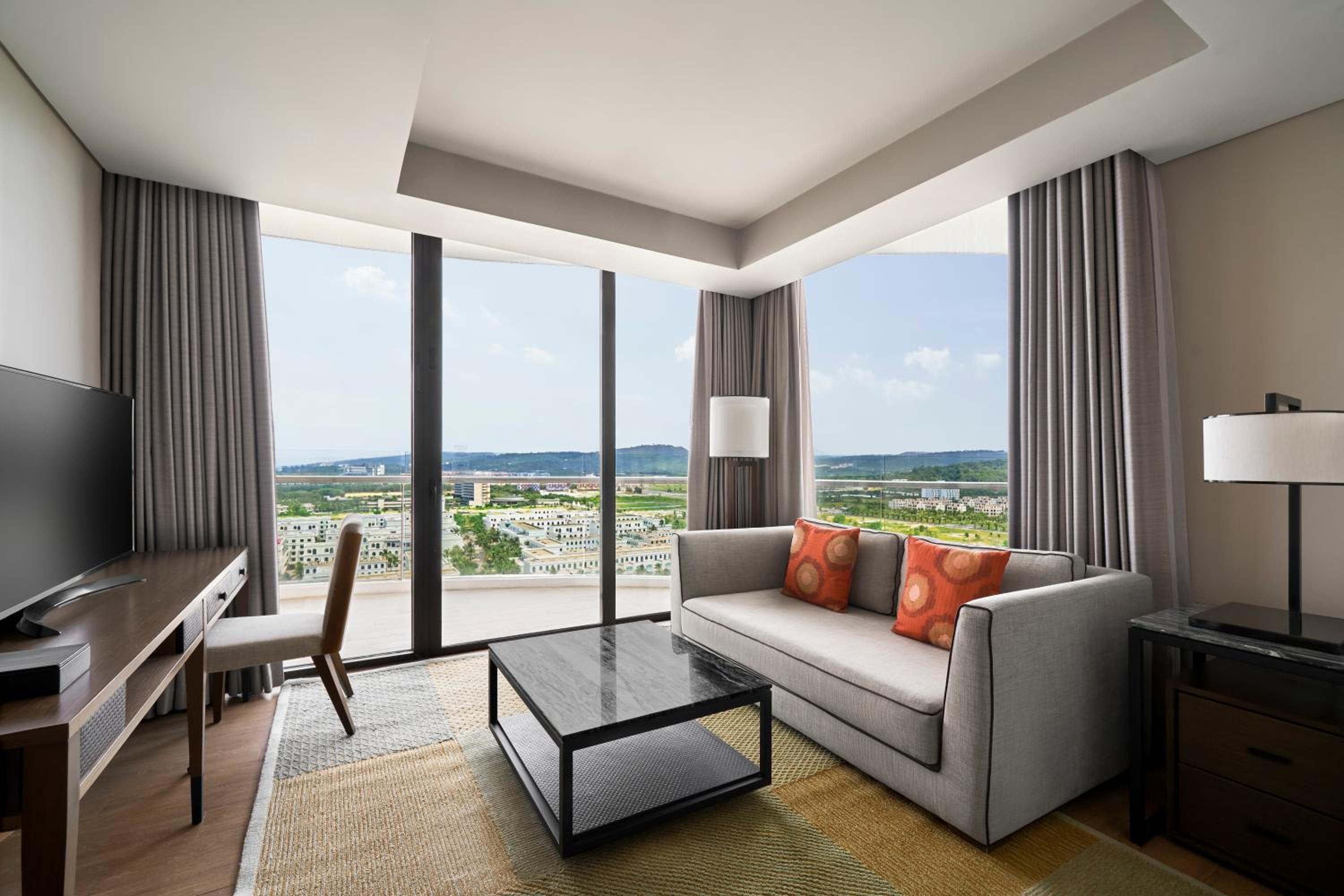 Two-Bedroom Residence with King and Single Bed