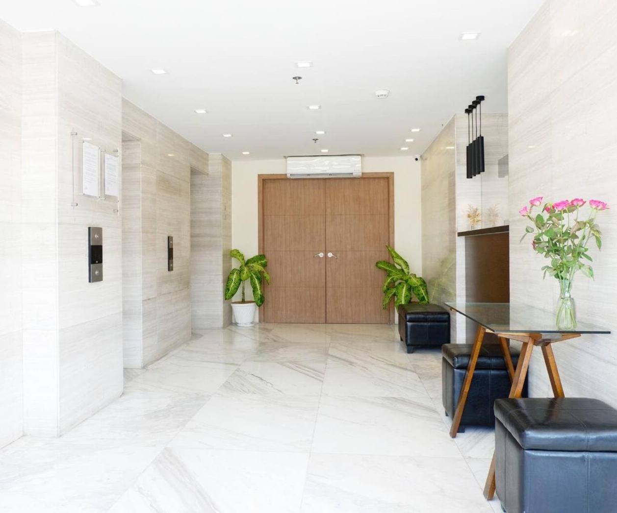 Two-Bedroom Apartment With View photo 3