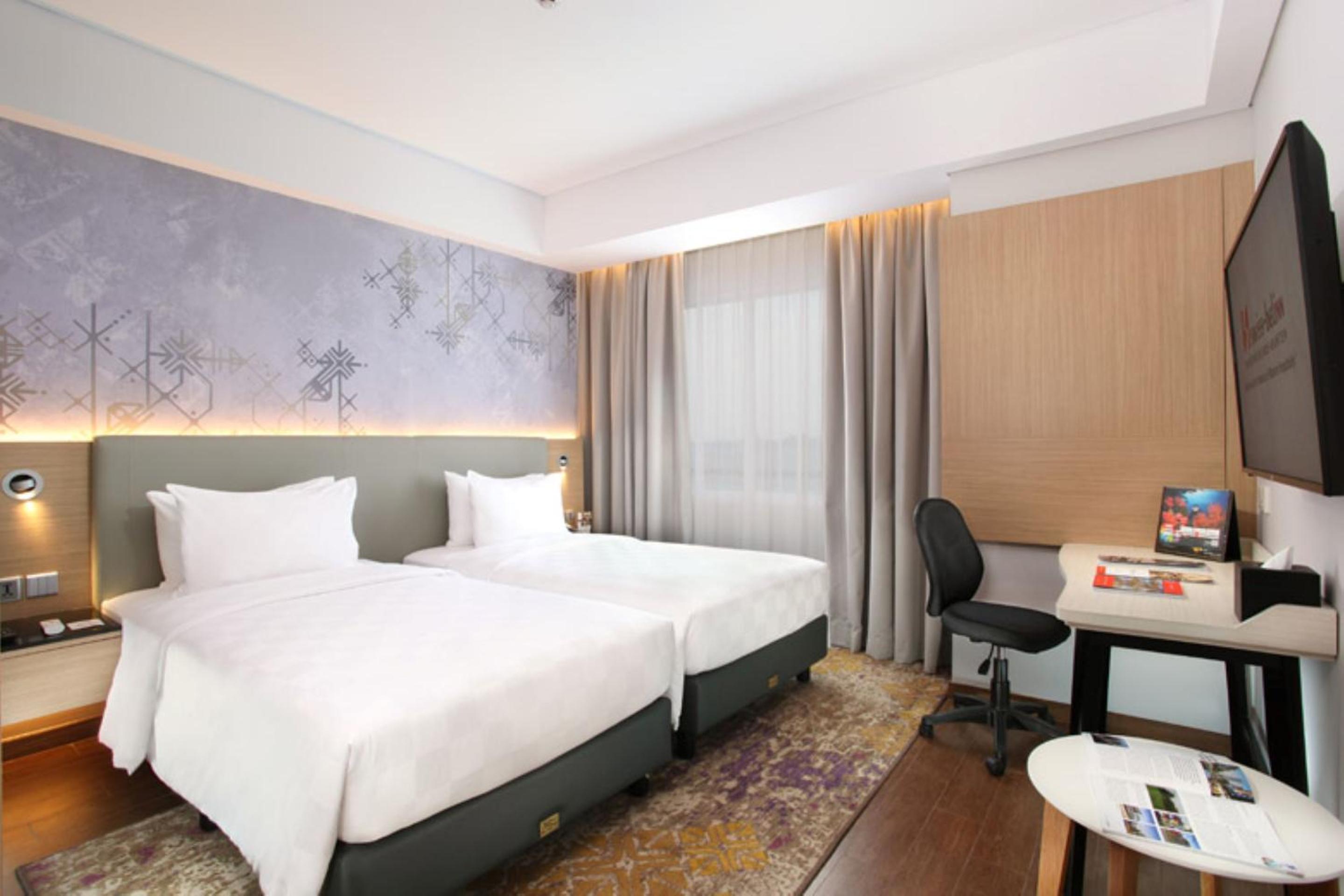 Deluxe Twin Room photo 3