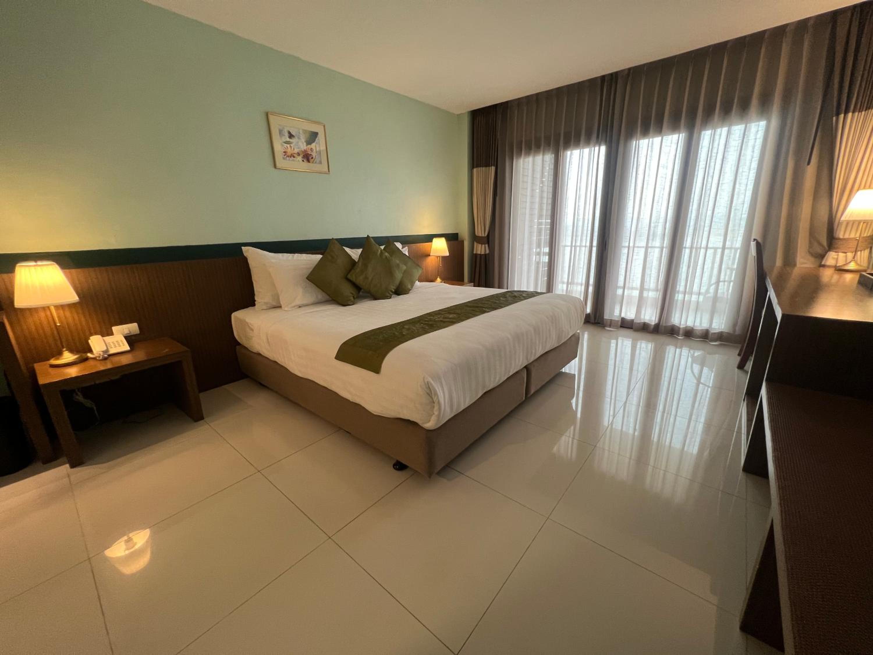 Deluxe Double Room - Photo 2
