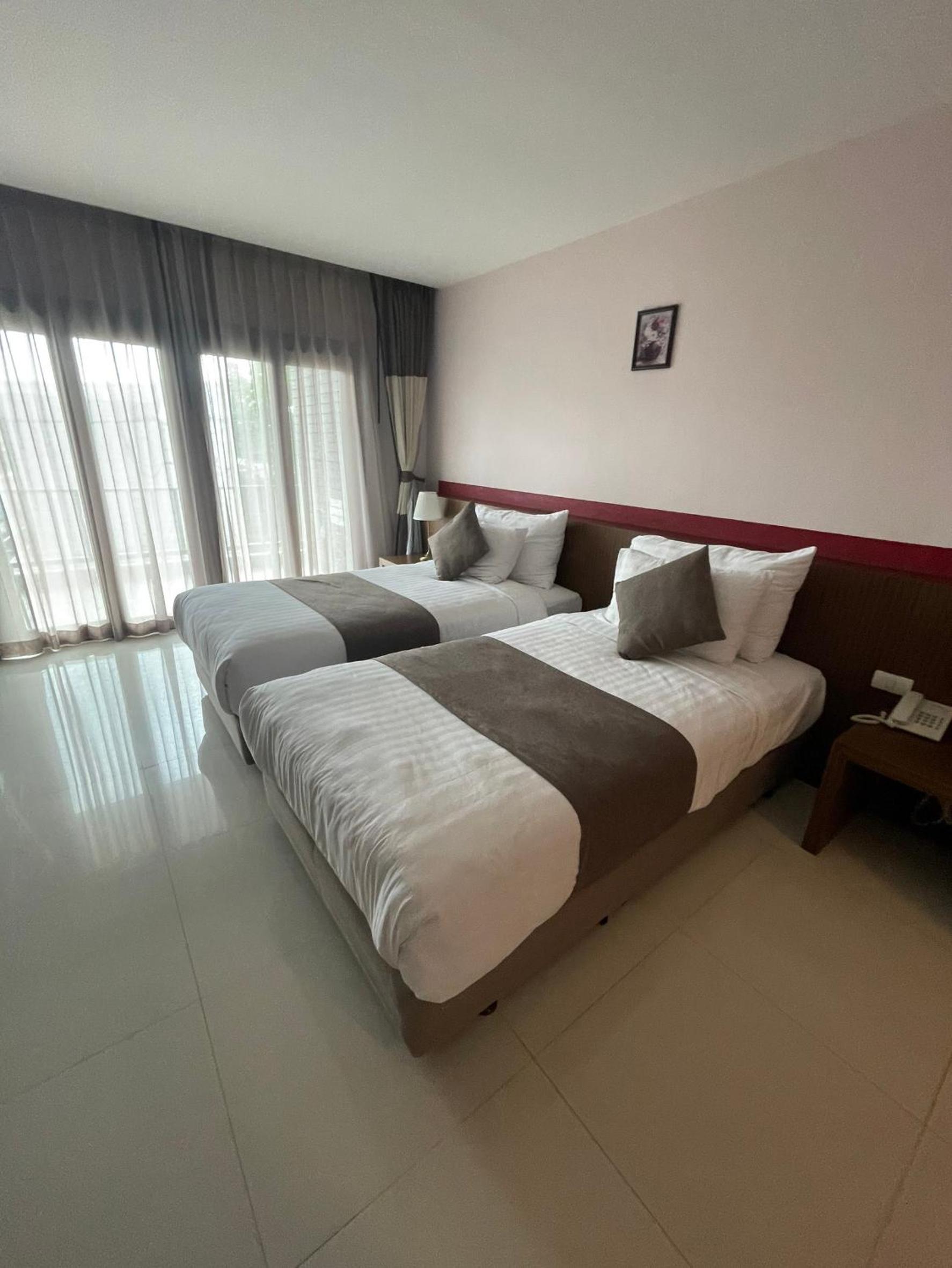 Superior Twin Room - Photo 5