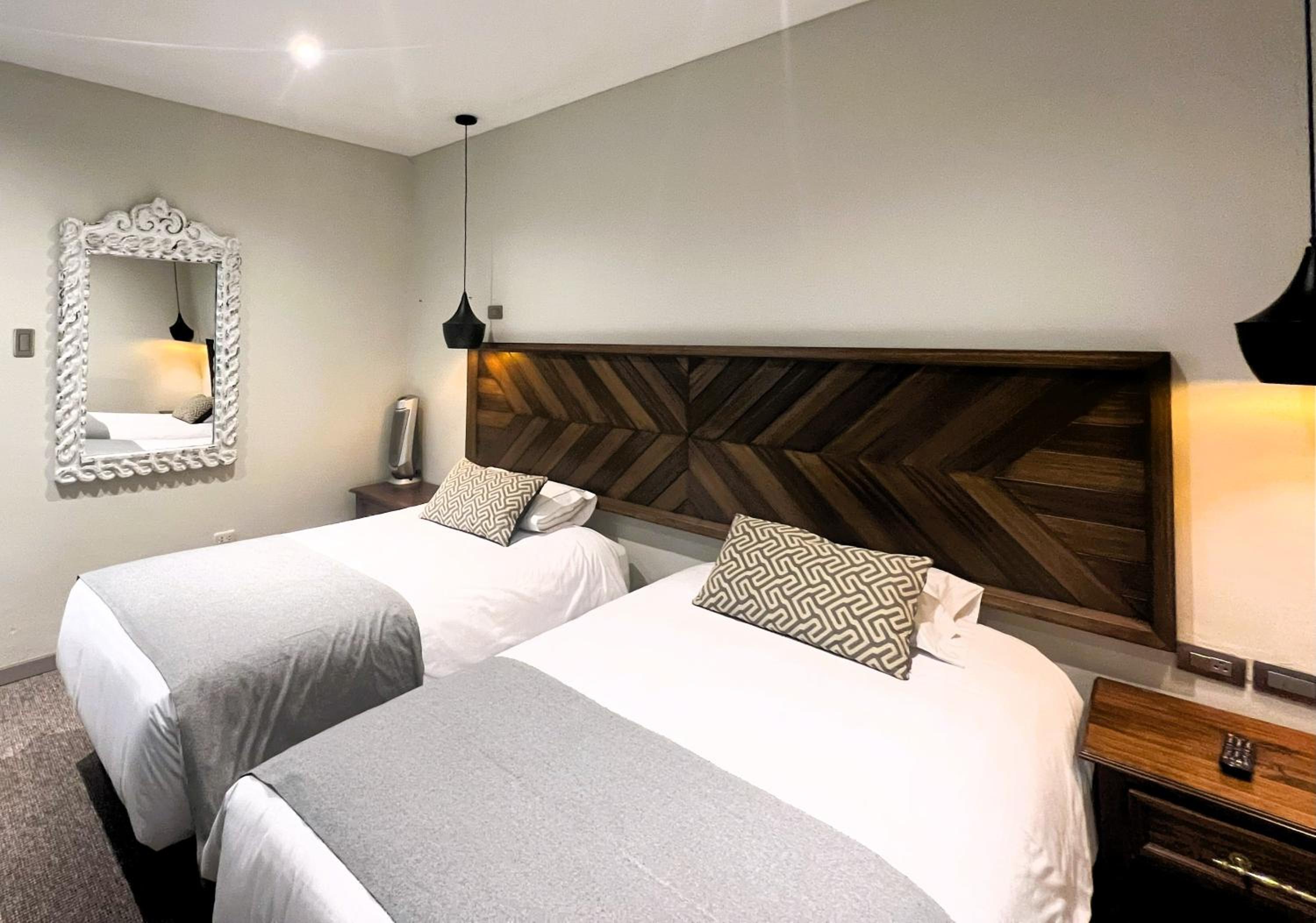 Twin Room with Private Bathroom photo 1