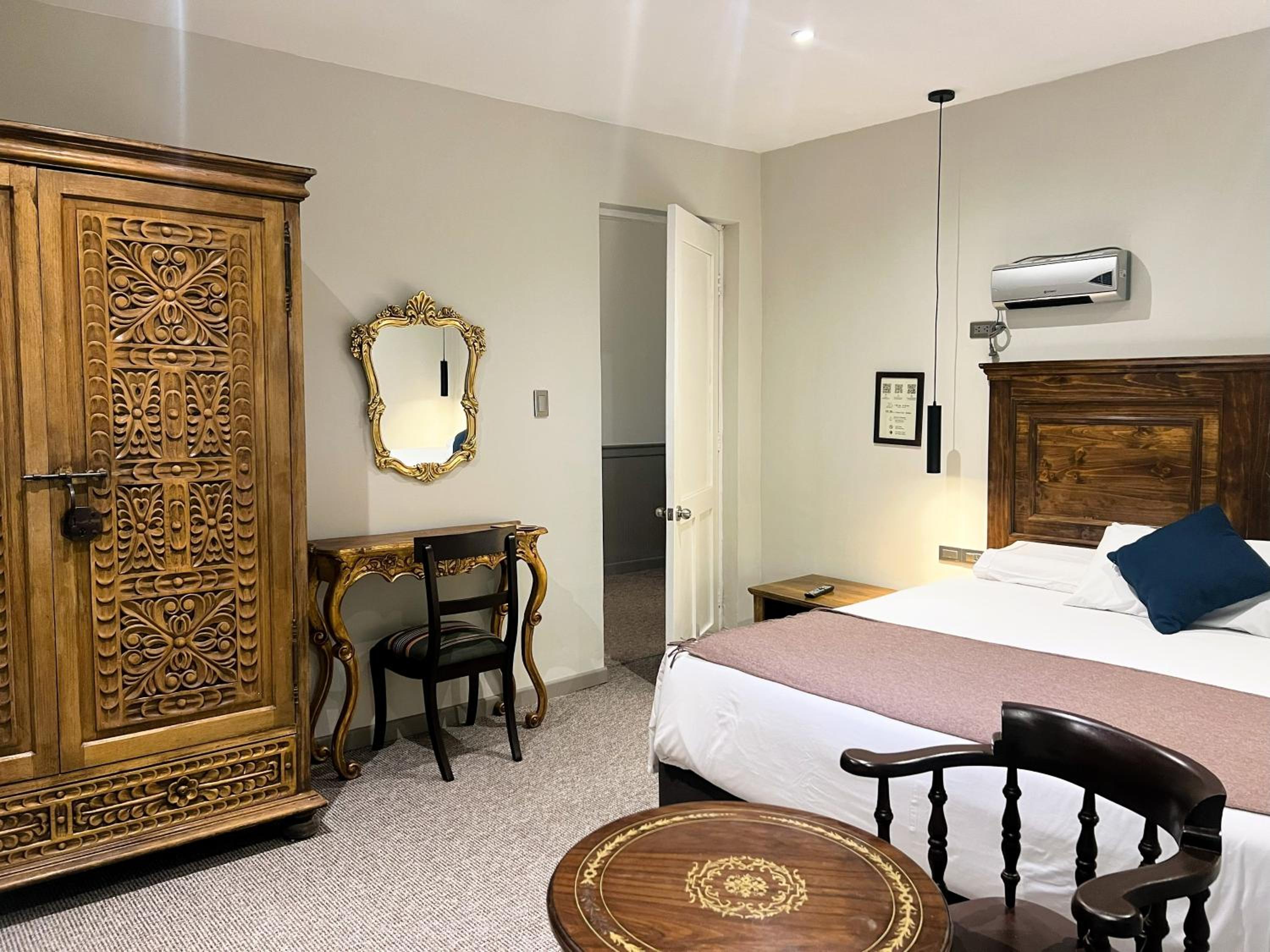 Superior King Room photo 1