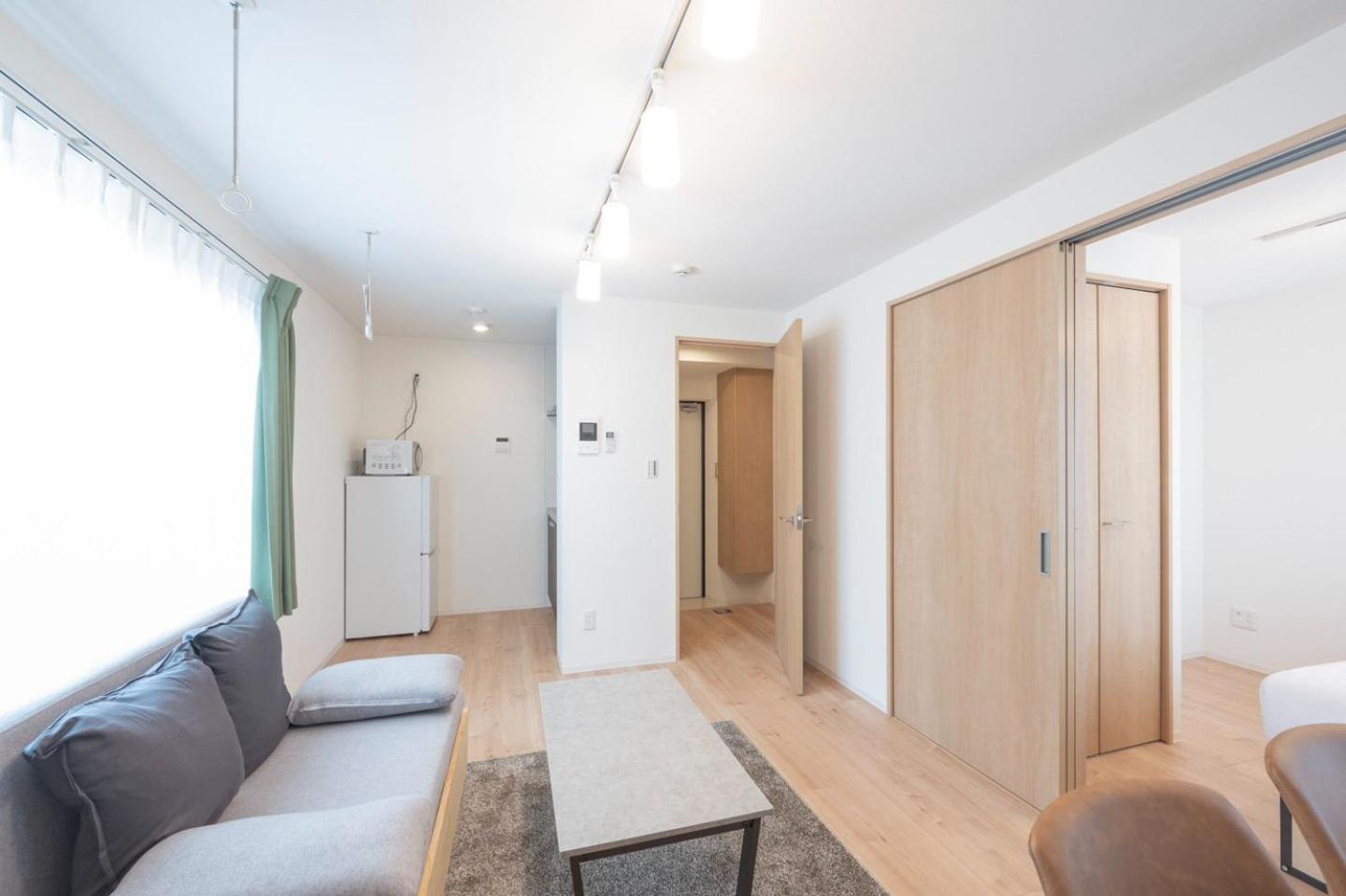 One-Bedroom Apartment photo 3