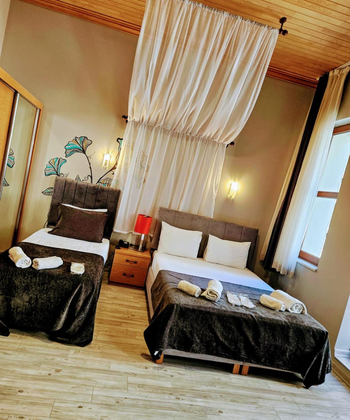 Superior Triple Room photo 3