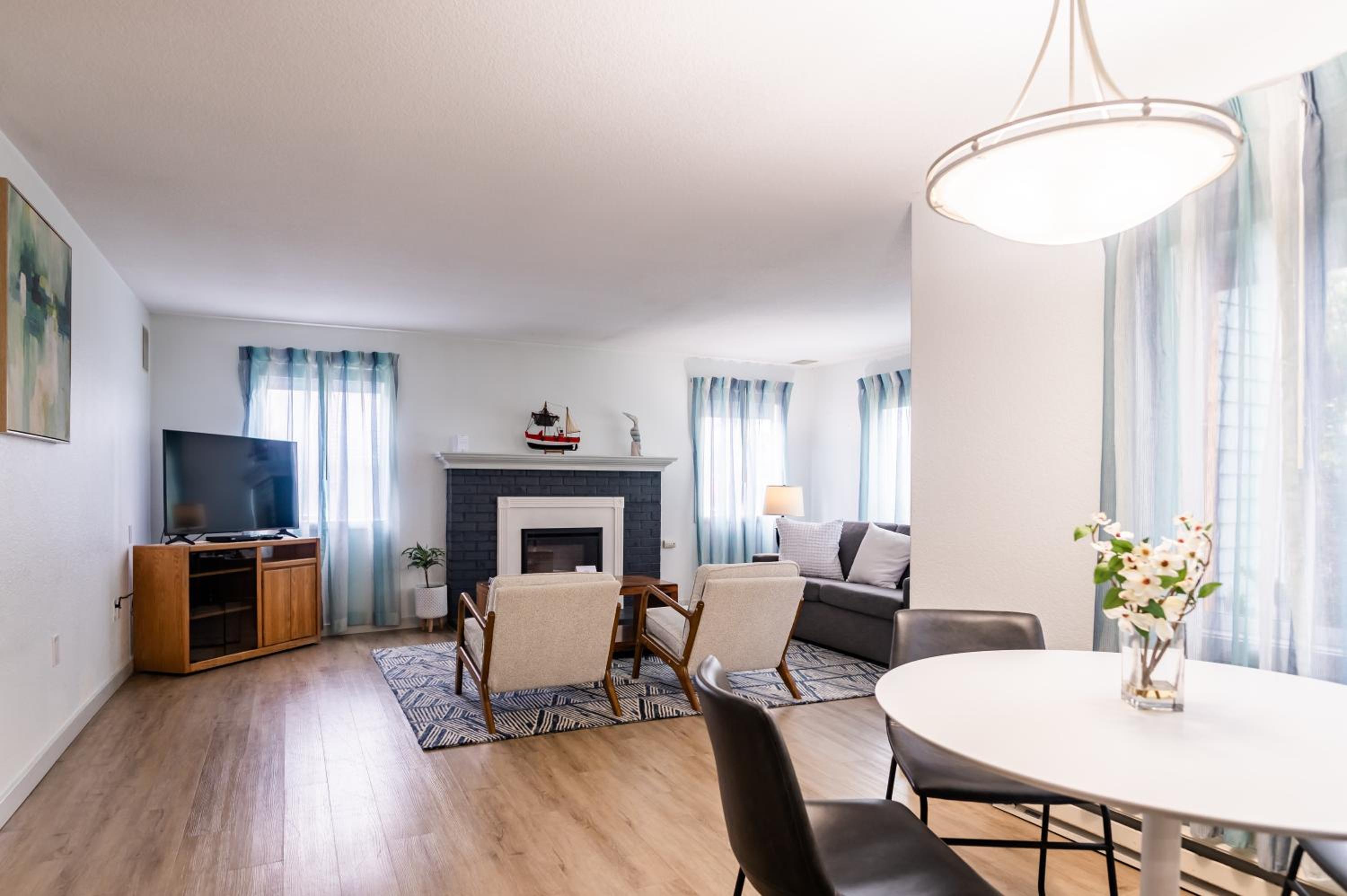 Two-Bedroom Suite photo 2