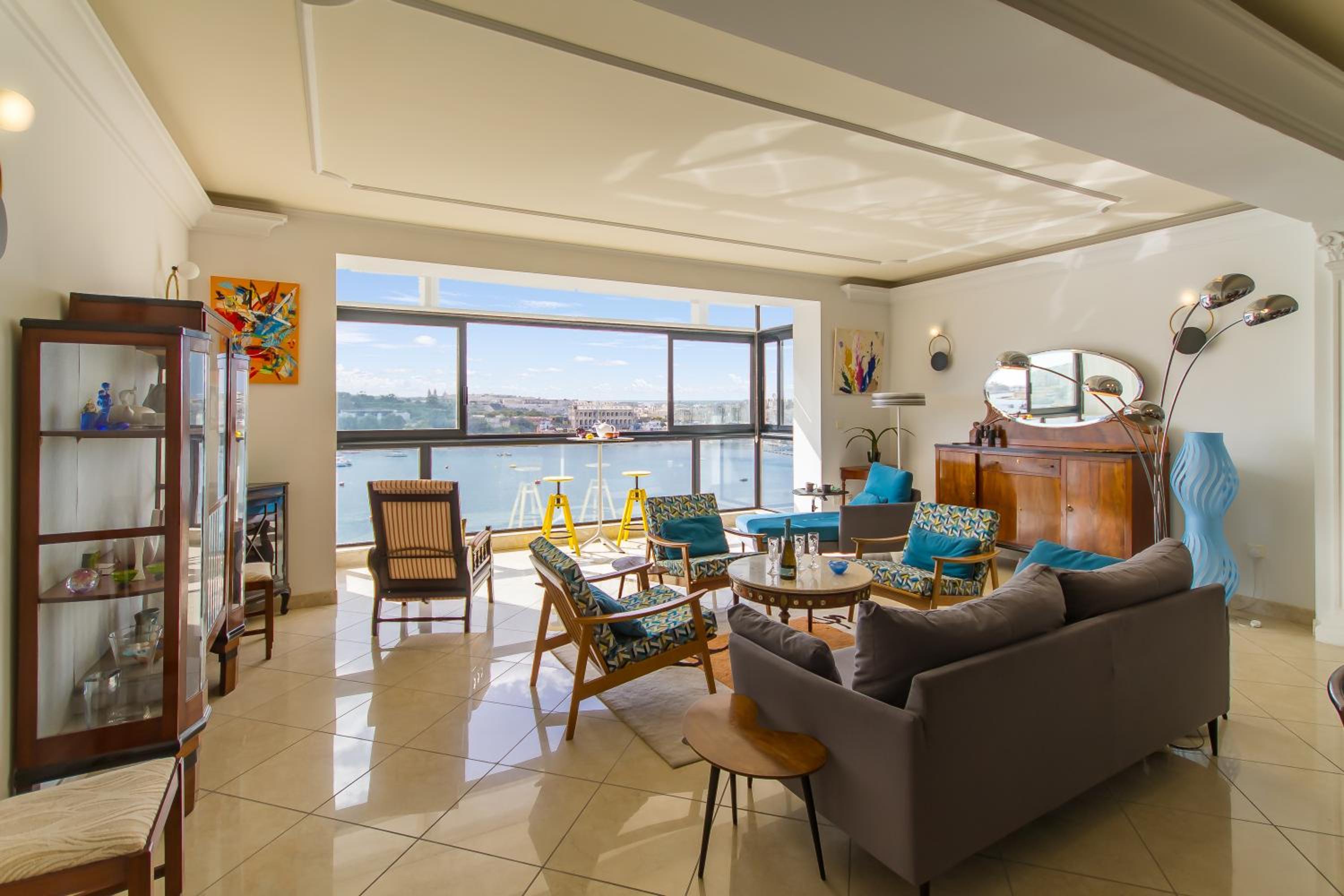 Apartment with Sea View