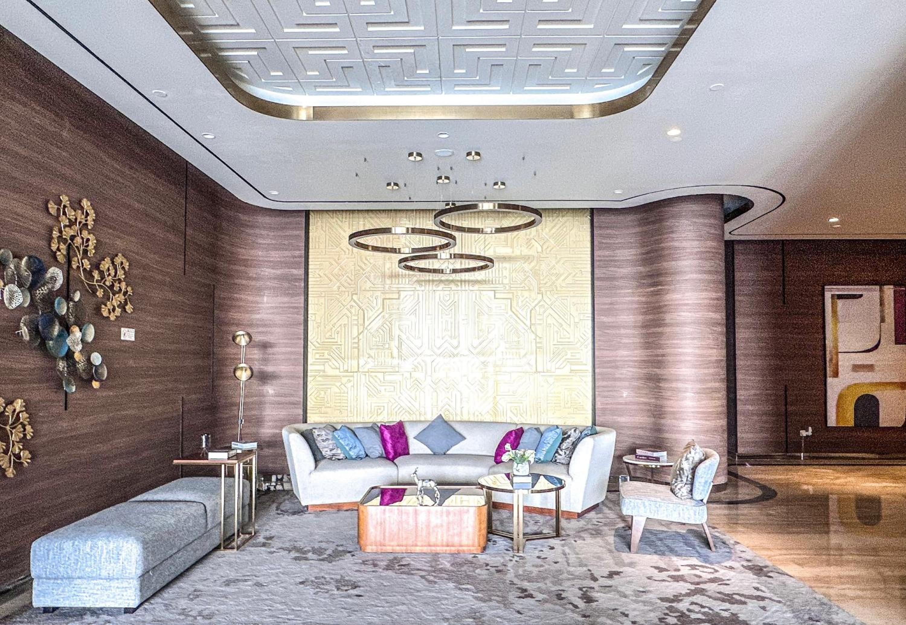 One-Bedroom Apartment - Photo 1