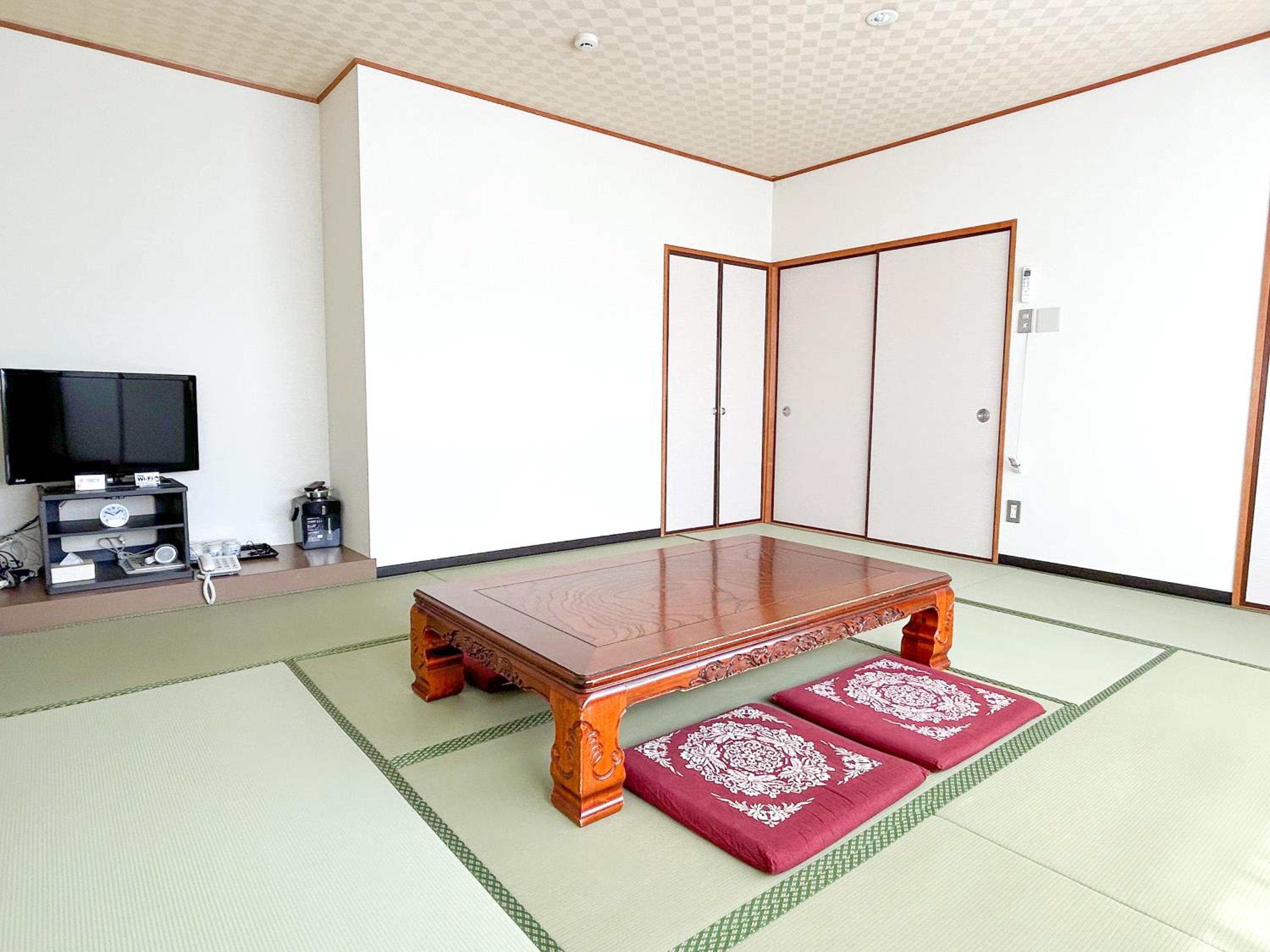Japanese-Style Room photo 1