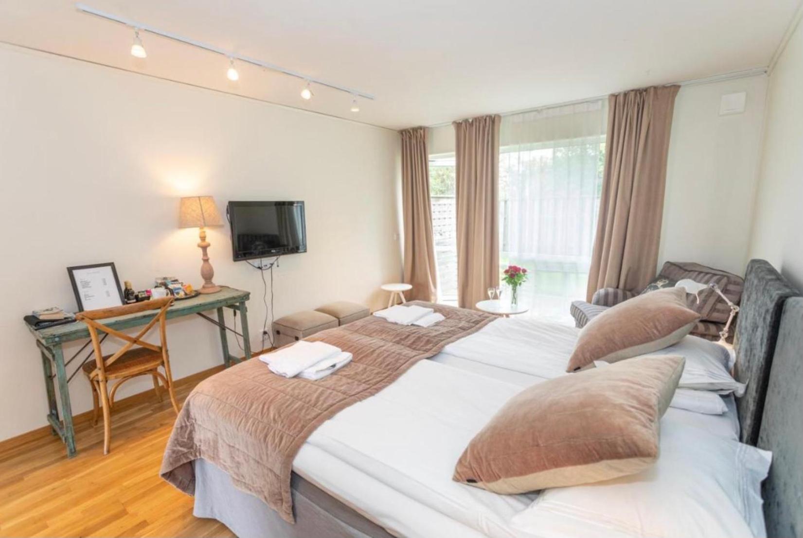 Double or Twin Room with Terrace photo 1
