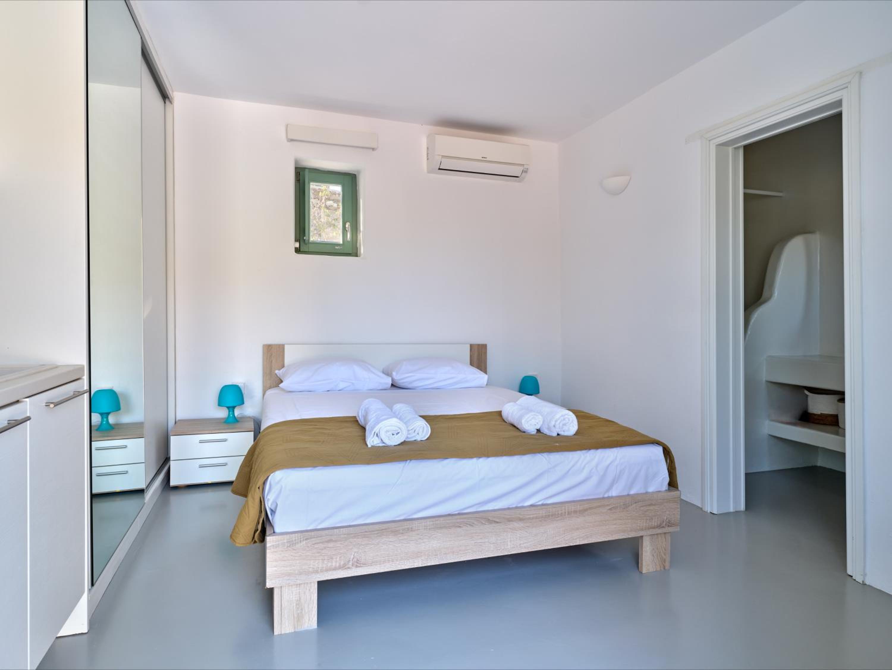 Villa photo 3