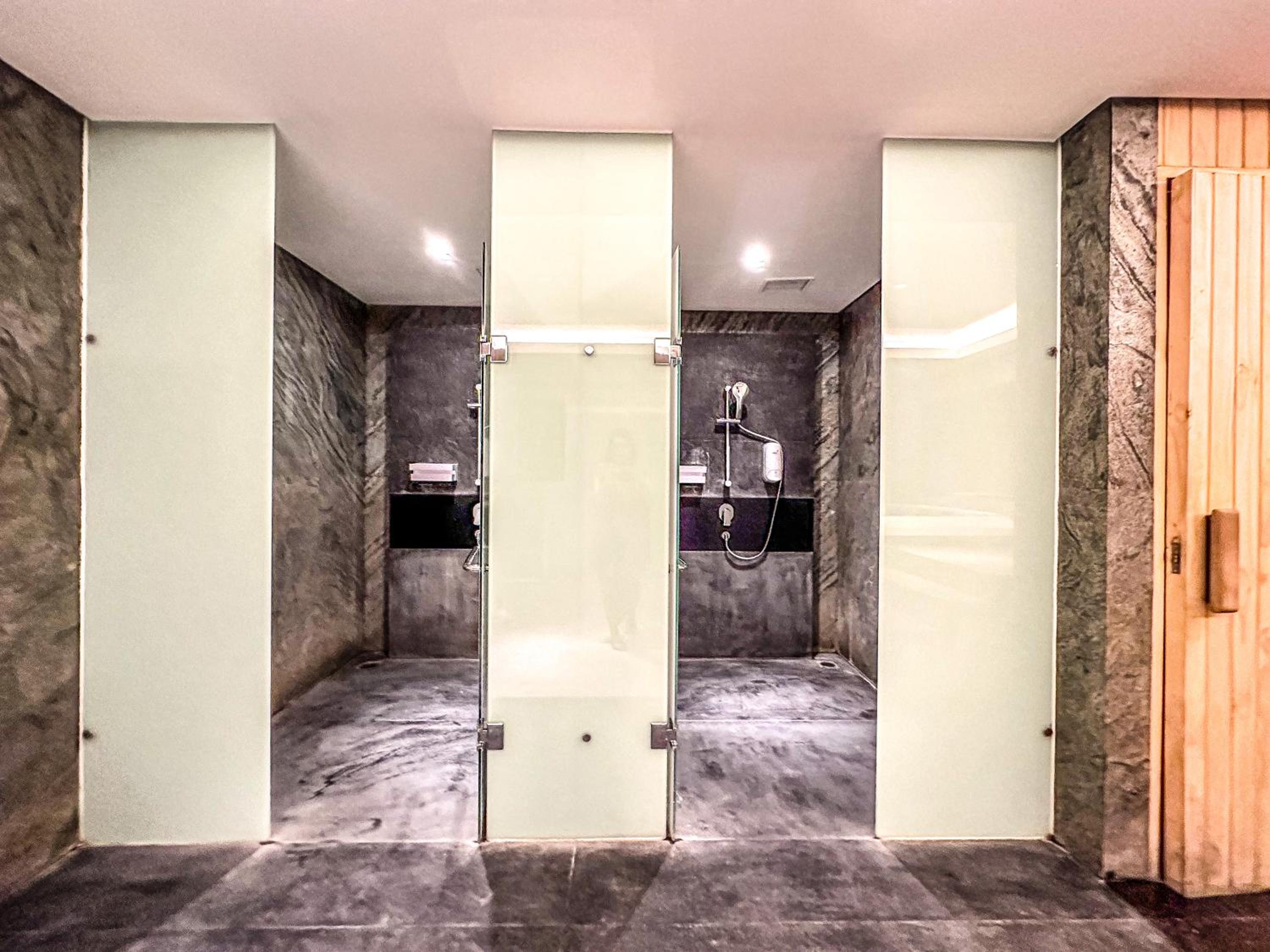 One-Bedroom Apartment - Photo 14