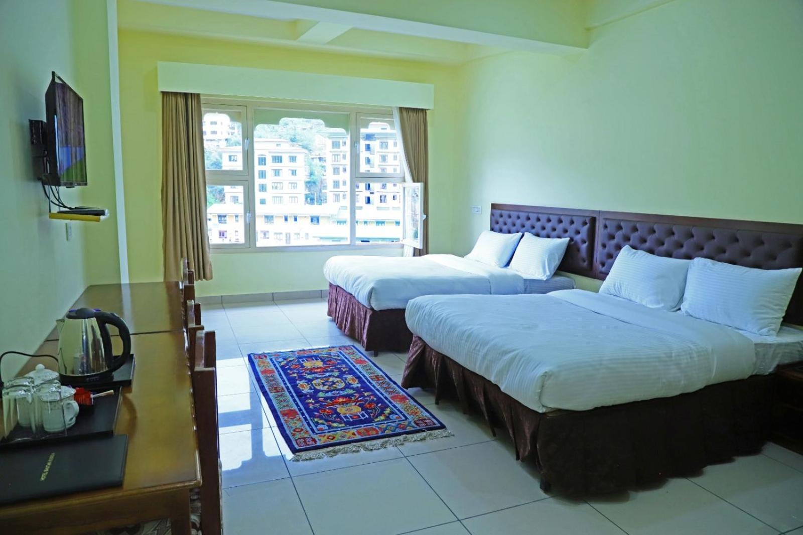 Quadruple Room with Mountain View photo 1