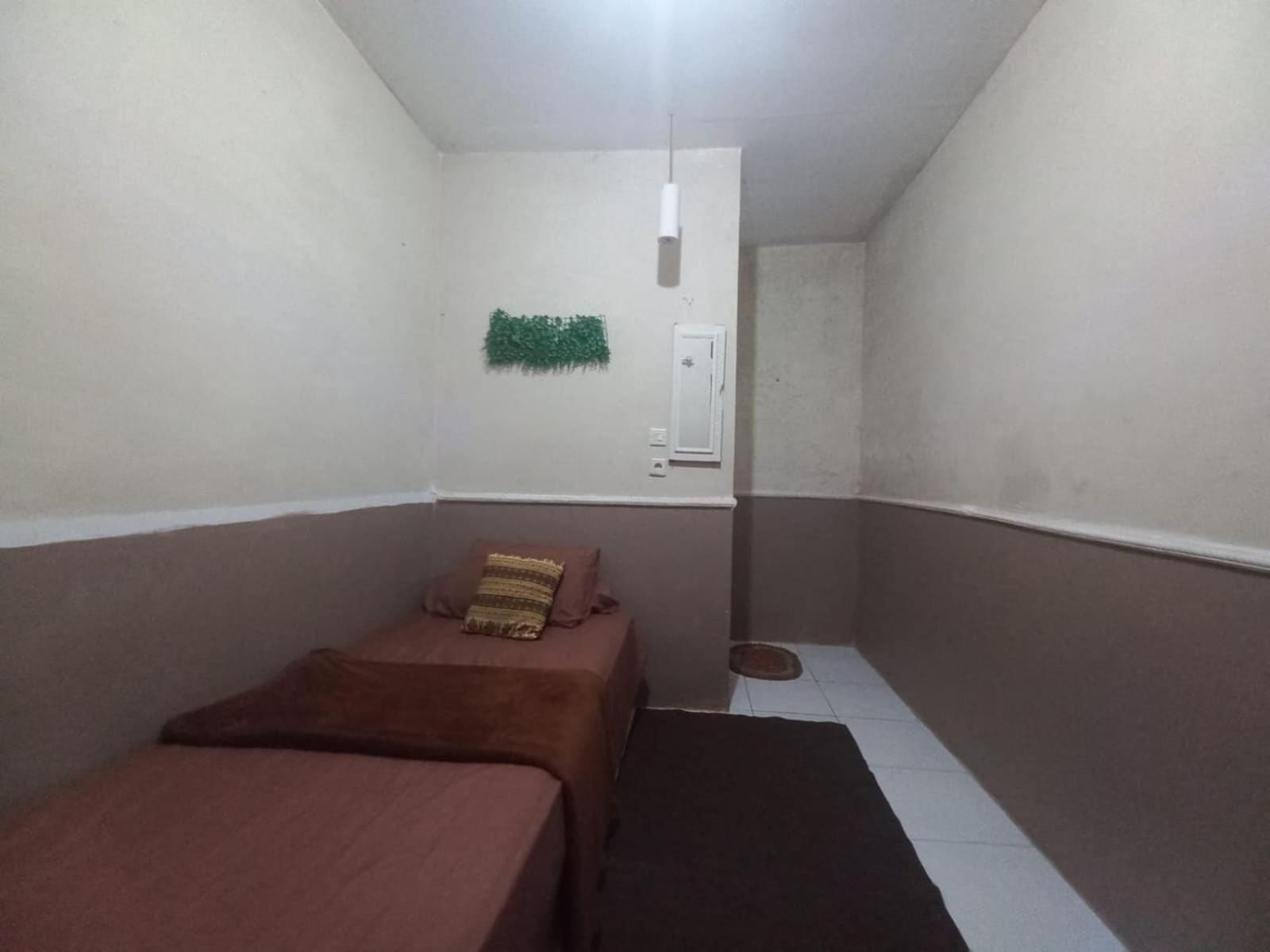 Budget Double Room photo 2