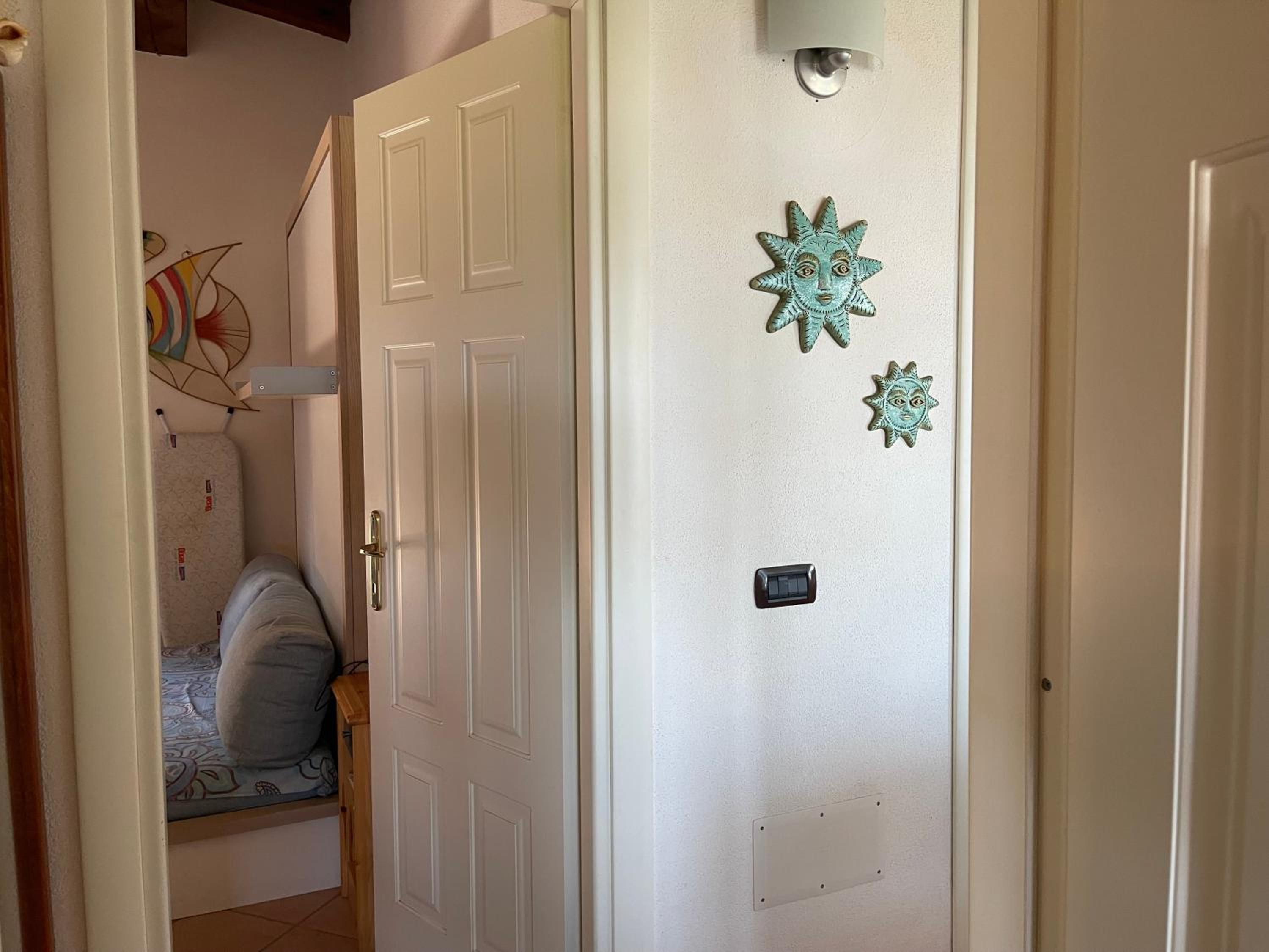 Four-Bedroom House photo 1