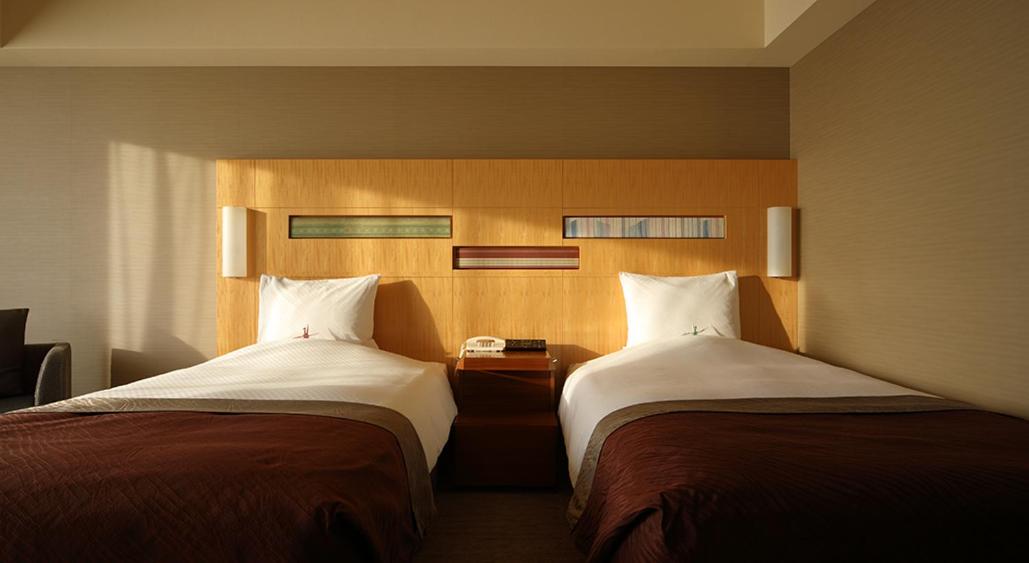 Large Twin Room - Non-Smoking - Photo 11