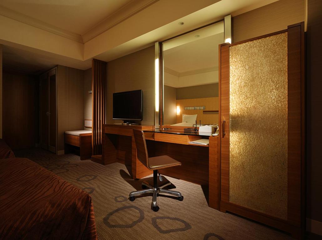 Large Twin Room - Non-Smoking - Photo 10
